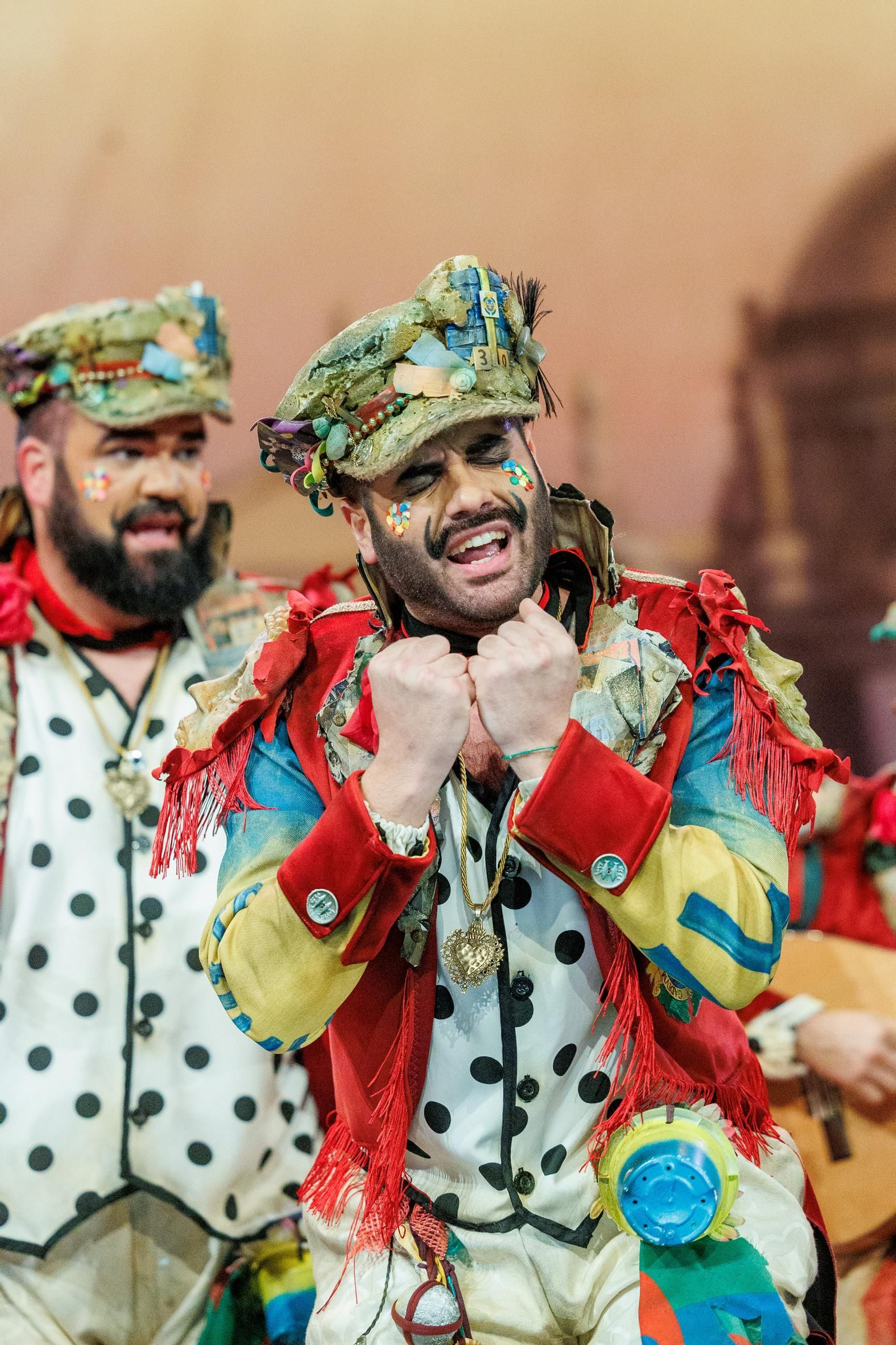 Búscate entre las mejores imágenes de la cuarta sesión de cuartos de final del COAC 2025