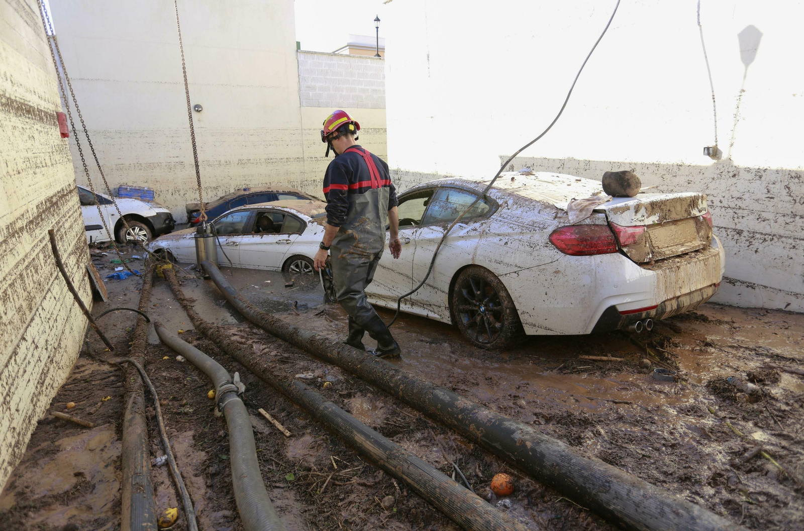 Las fotos de Campanillas un día después de la inundación Las fotos de Campanillas un día después de la inundación