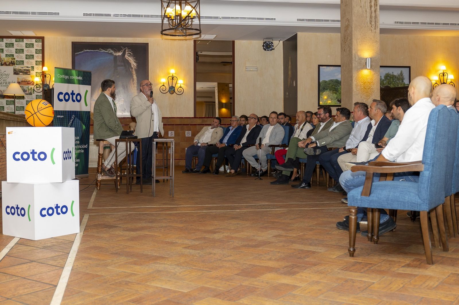 La presentación del ilusionante proyecto del Coto Córdoba, en imágenes