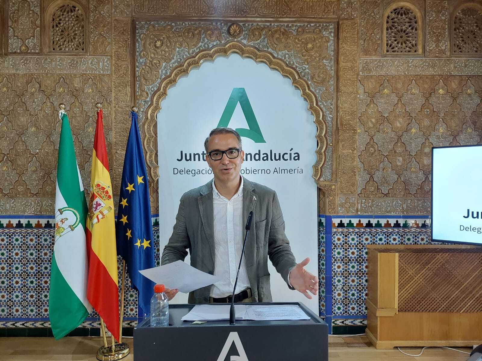 Amós García Hueso en la presentación de las nuevas subvenciones para prevenir riesgos laborales.