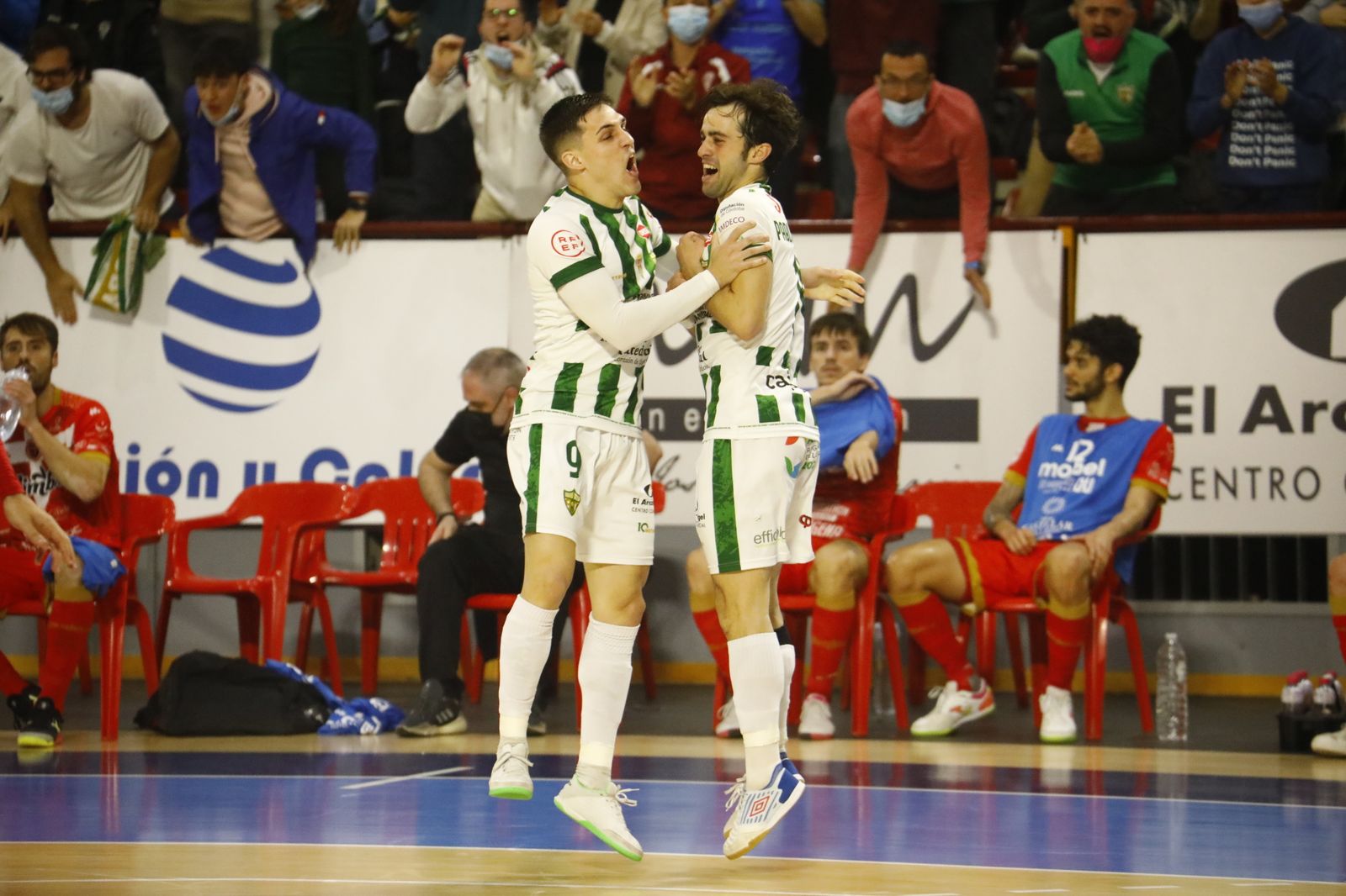 El empate del Córdoba Futsal ante el Jimbee Cartagena, en imágenes