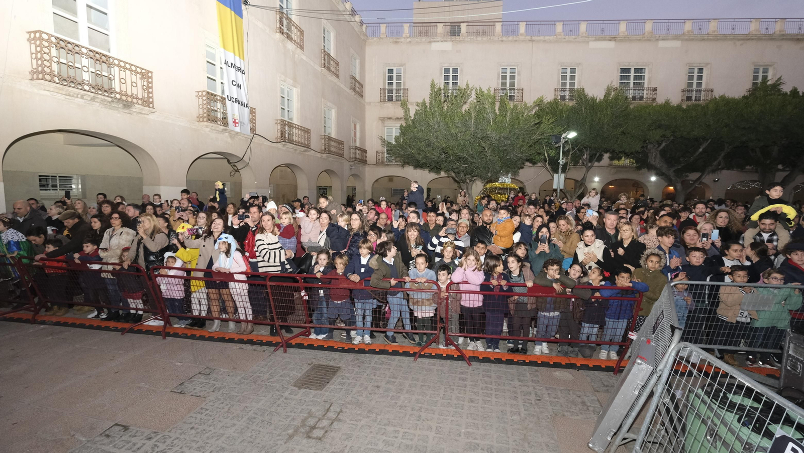 Imágenes de la Cabalgata de los Reyes Magos en Almería