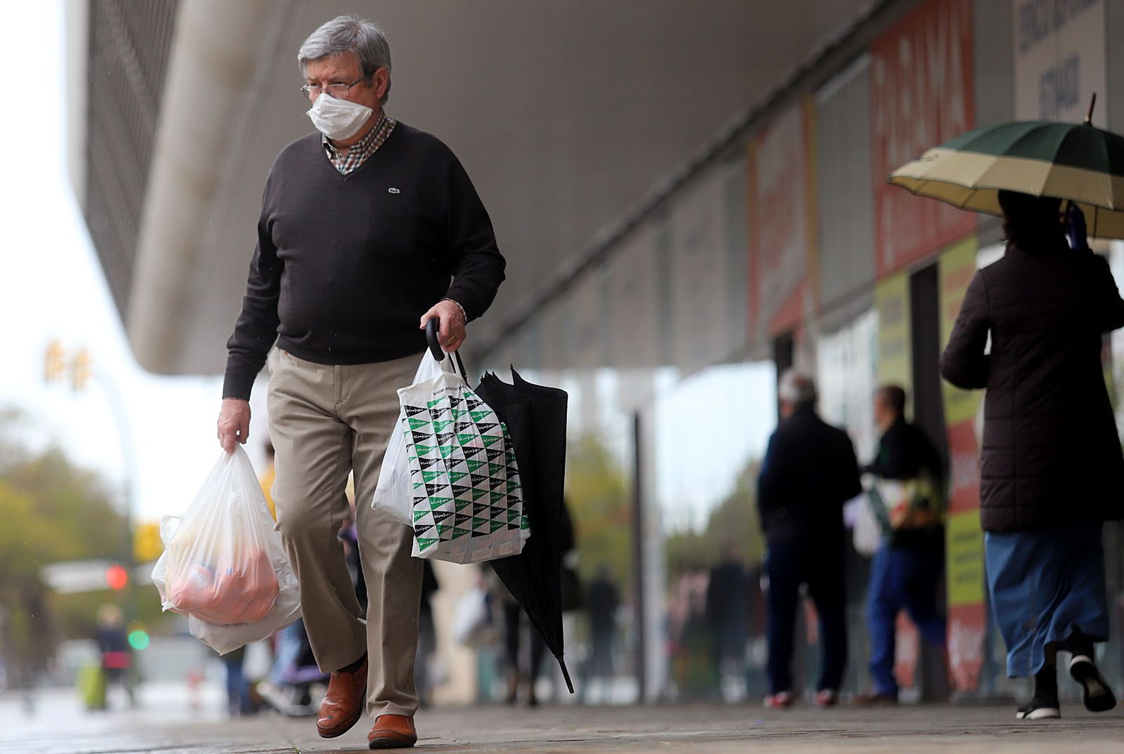 Imágenes mas destacadas de la jornada del sábado de confinamiento en Huelva por el coronavirus