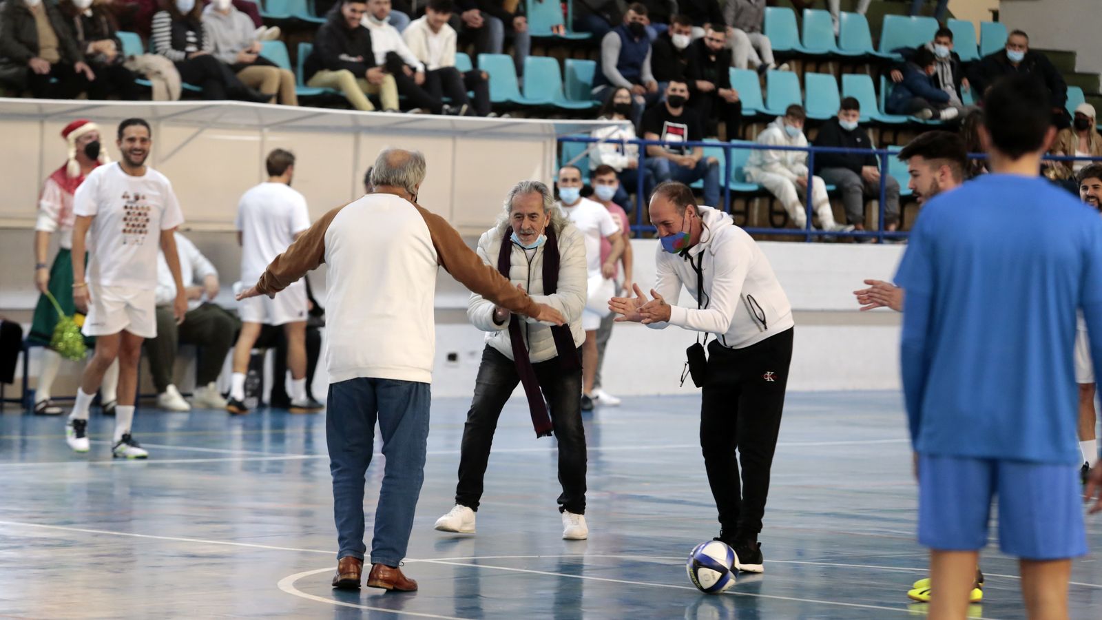 Partido benéfico para los niños damnificados por el volcán de La Palma