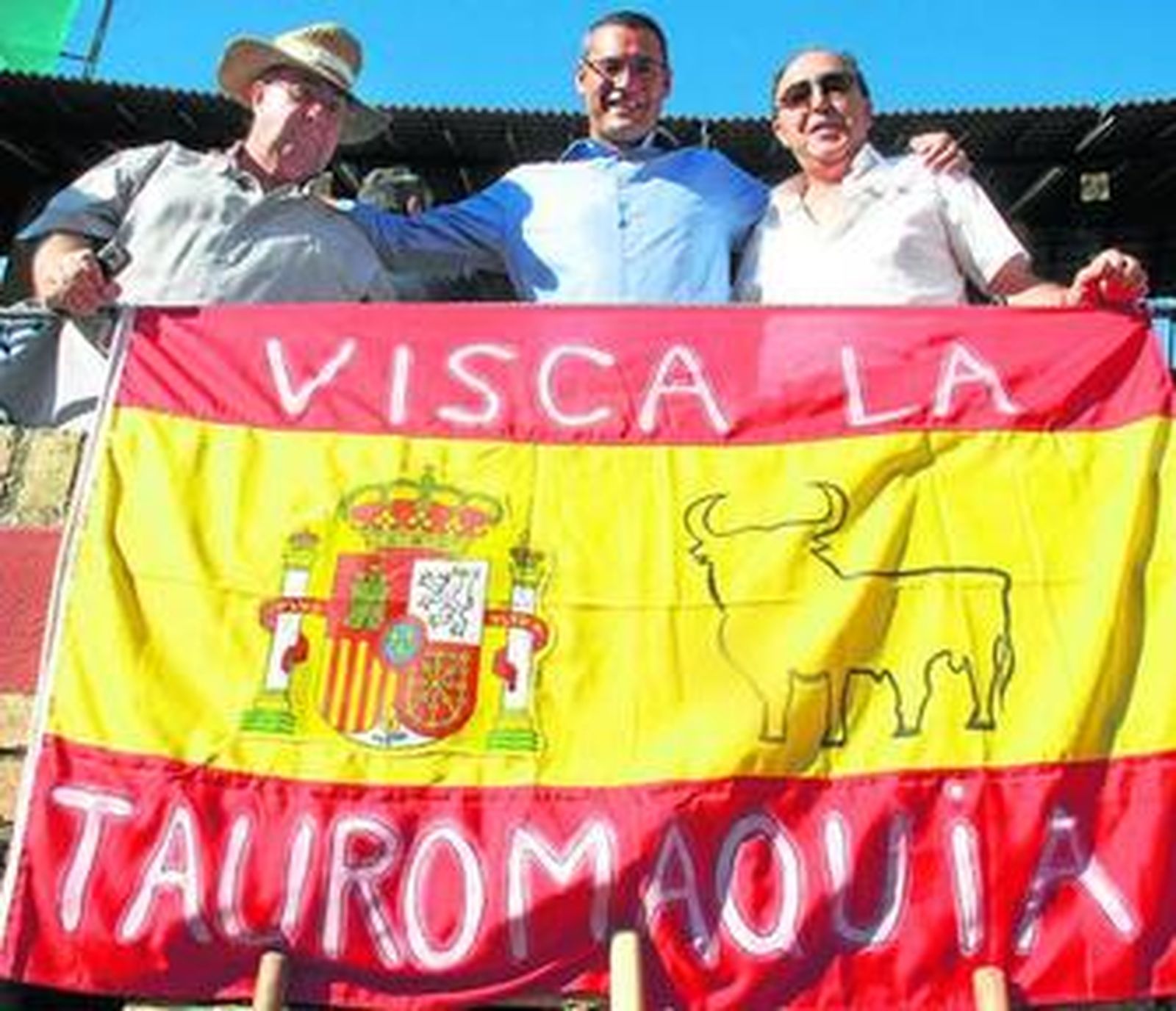 Es mucho el trabajo que rodea el espectáculo taurino.