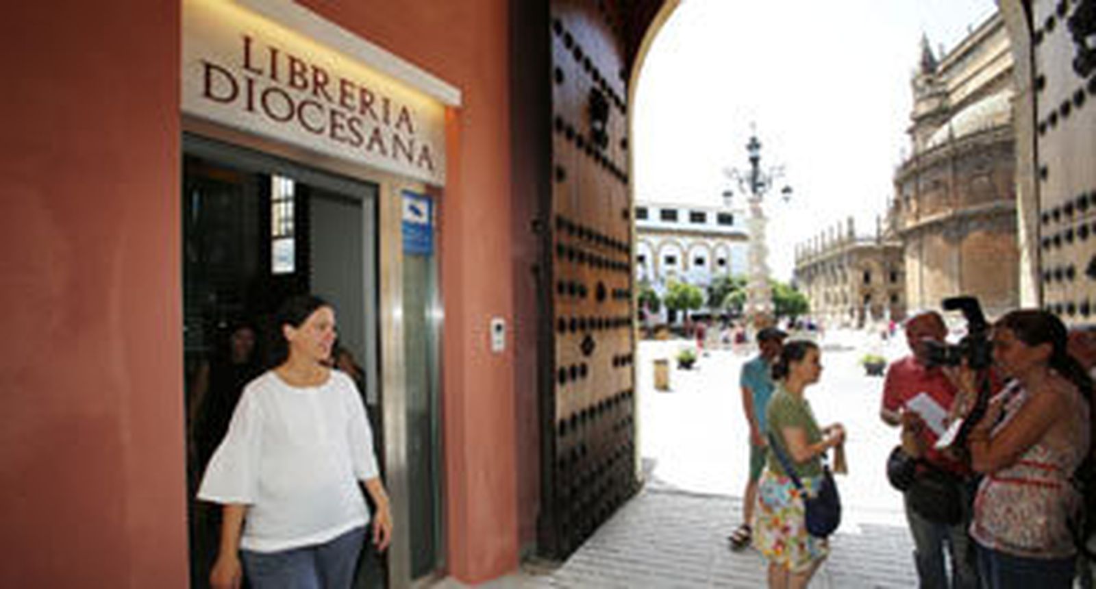 Una nueva librería en el Palacio Arzobispal