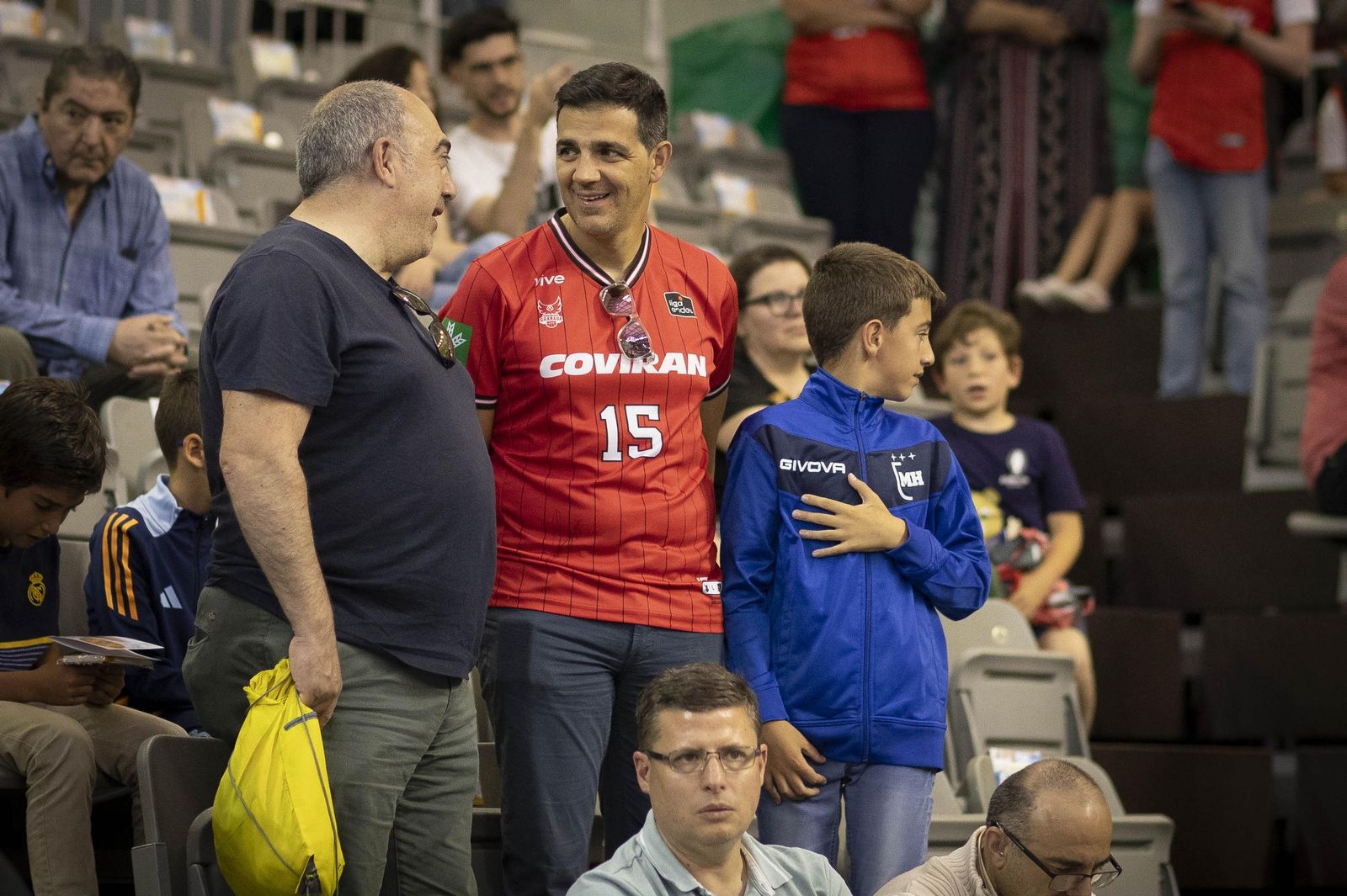 Encuéntrate en el Palacio en el Covirán Granada-Río Breogán