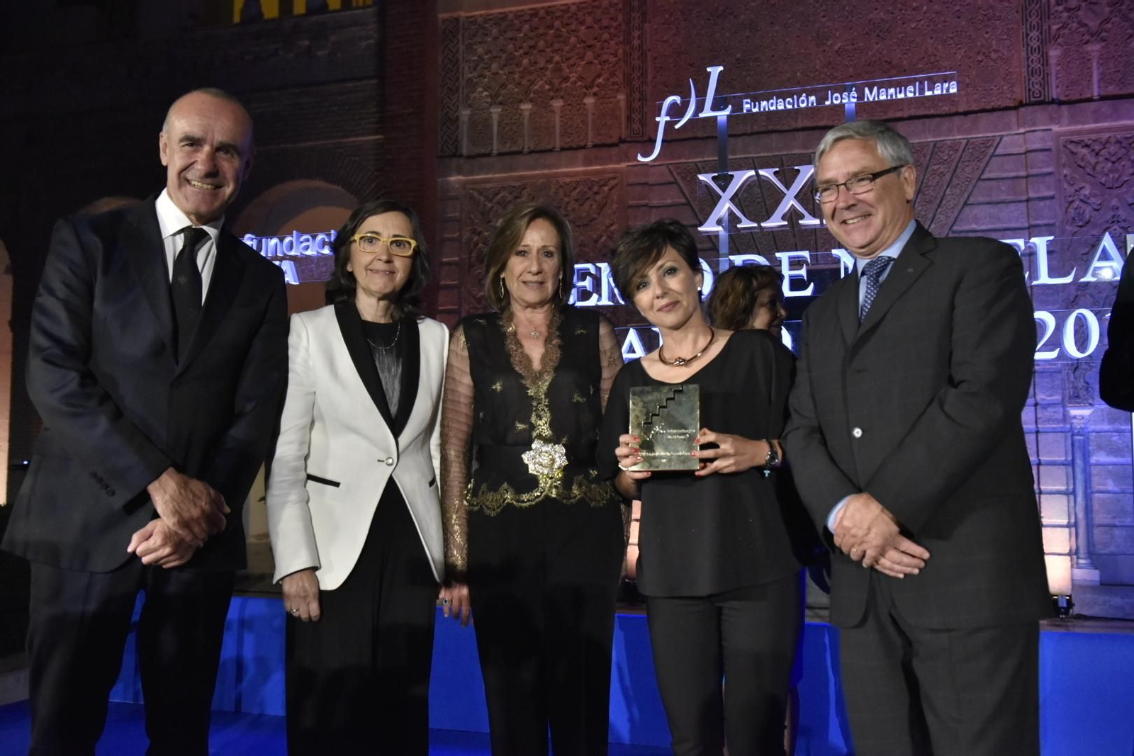 Antonio Muñoz, Rosa Aguilar, Consuelo García Píriz, patrona de la Fundación José Manuel Lara, Sonsoles Ónega y Jean-Paul Rignault.