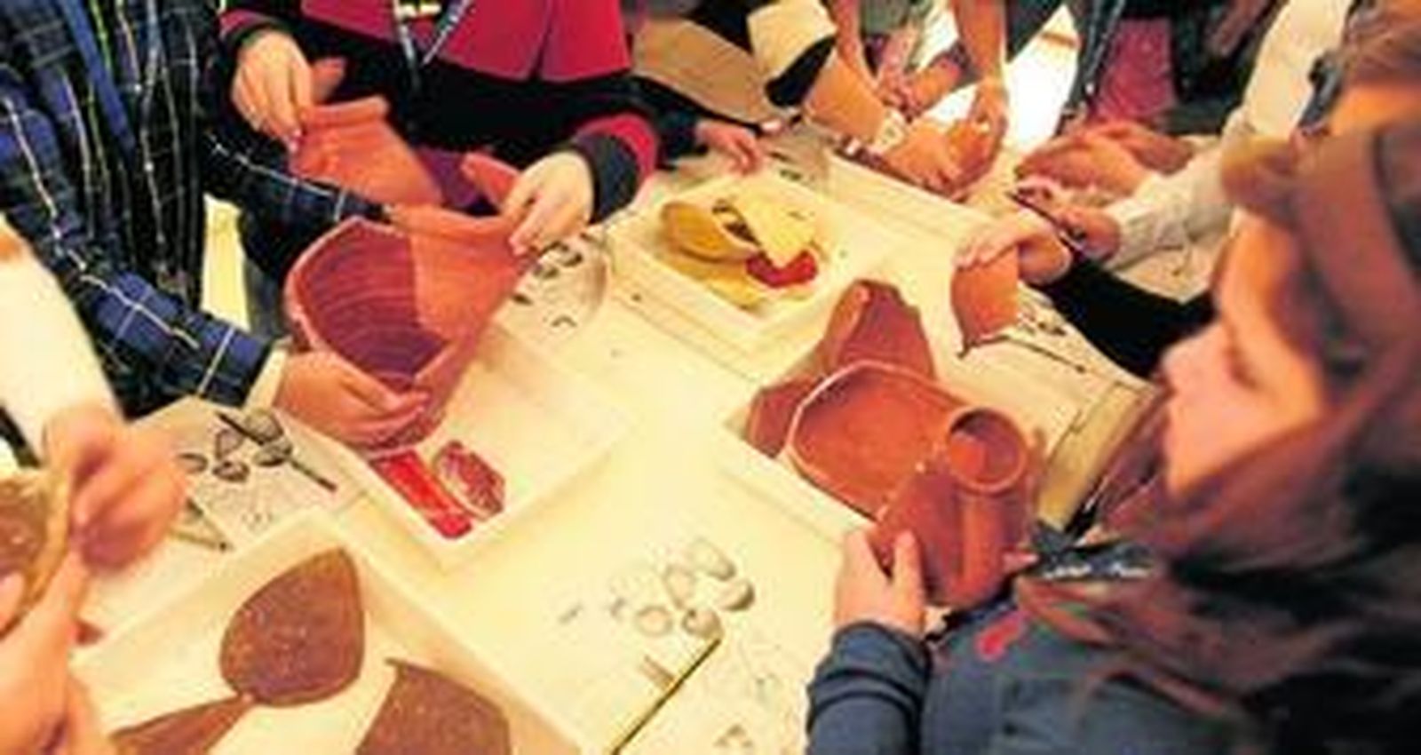 Taller de cerámica en el Museo Arqueológico de Sevilla.