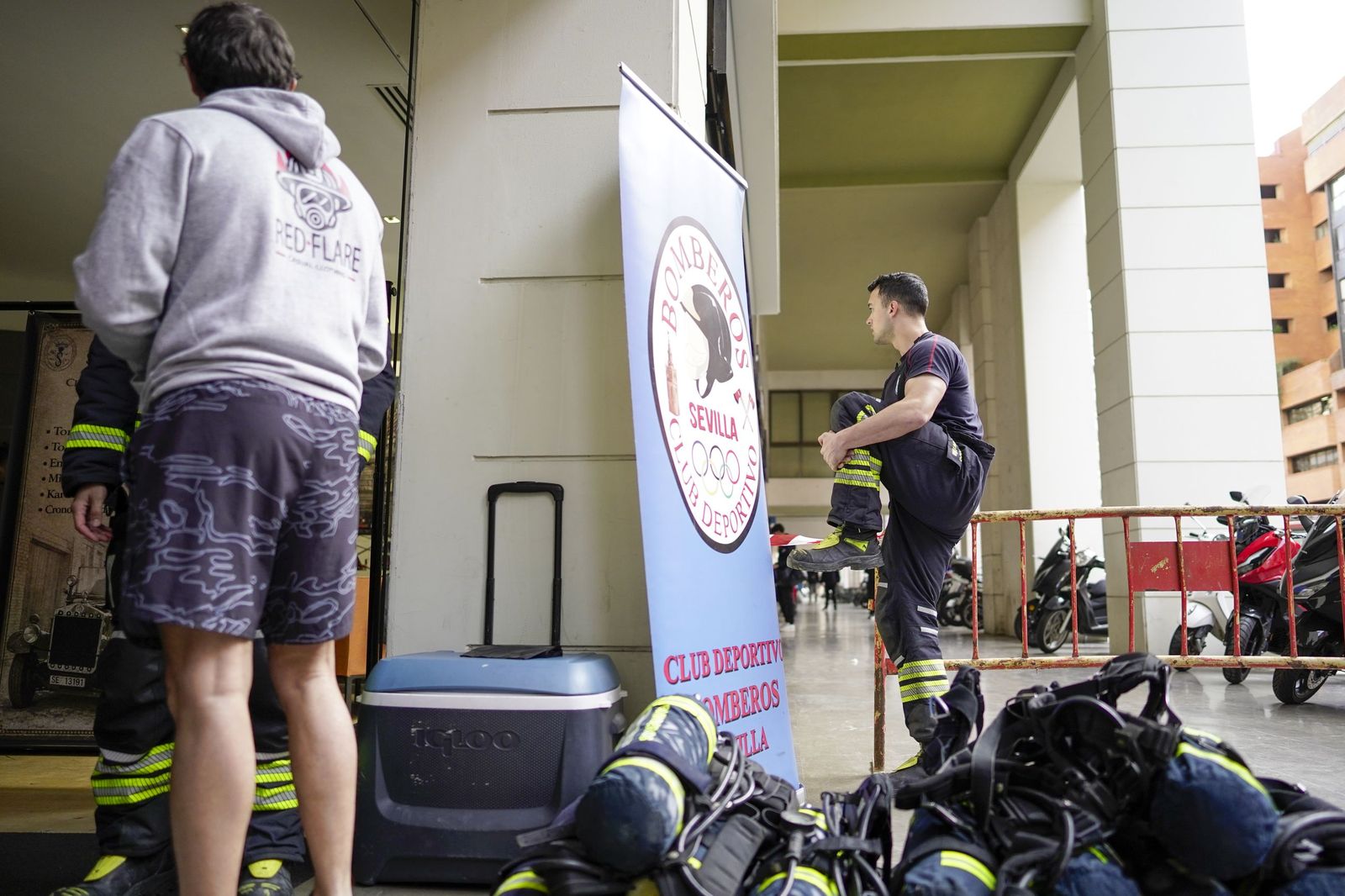 La cronoescalada de los bomberos en la Torre de los Remedios, todas las fotos
