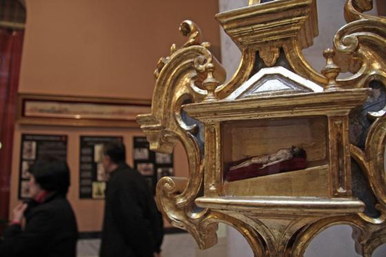 'Mors Mortem Superavit', los orígenes del Santo Entierro