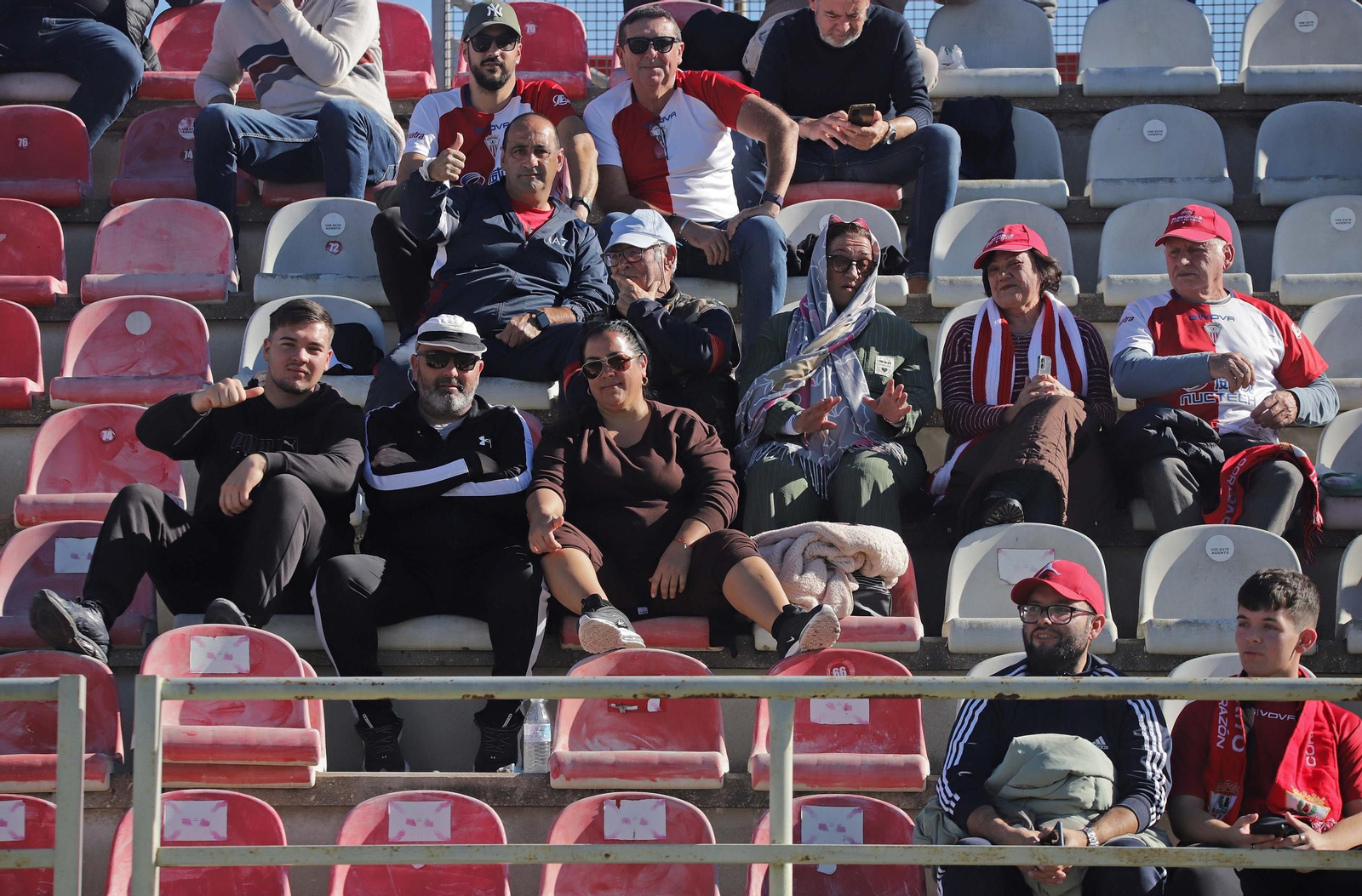 Búscate en el Nuevo Mirador durante el Algeciras - Atlético Madreliño de Primera Federación