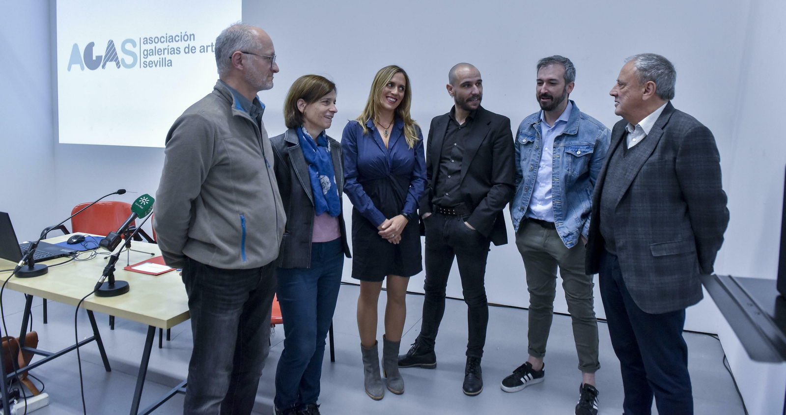 Algunos de los galeristas asociados que participan en esta primera edición.