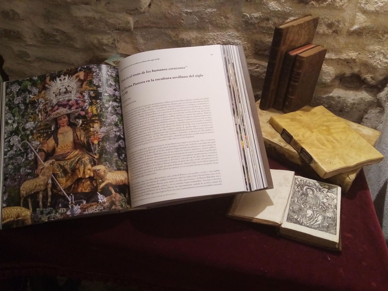 Trescientos años de devoción a la Divina Pastora de Cantillana en un libro