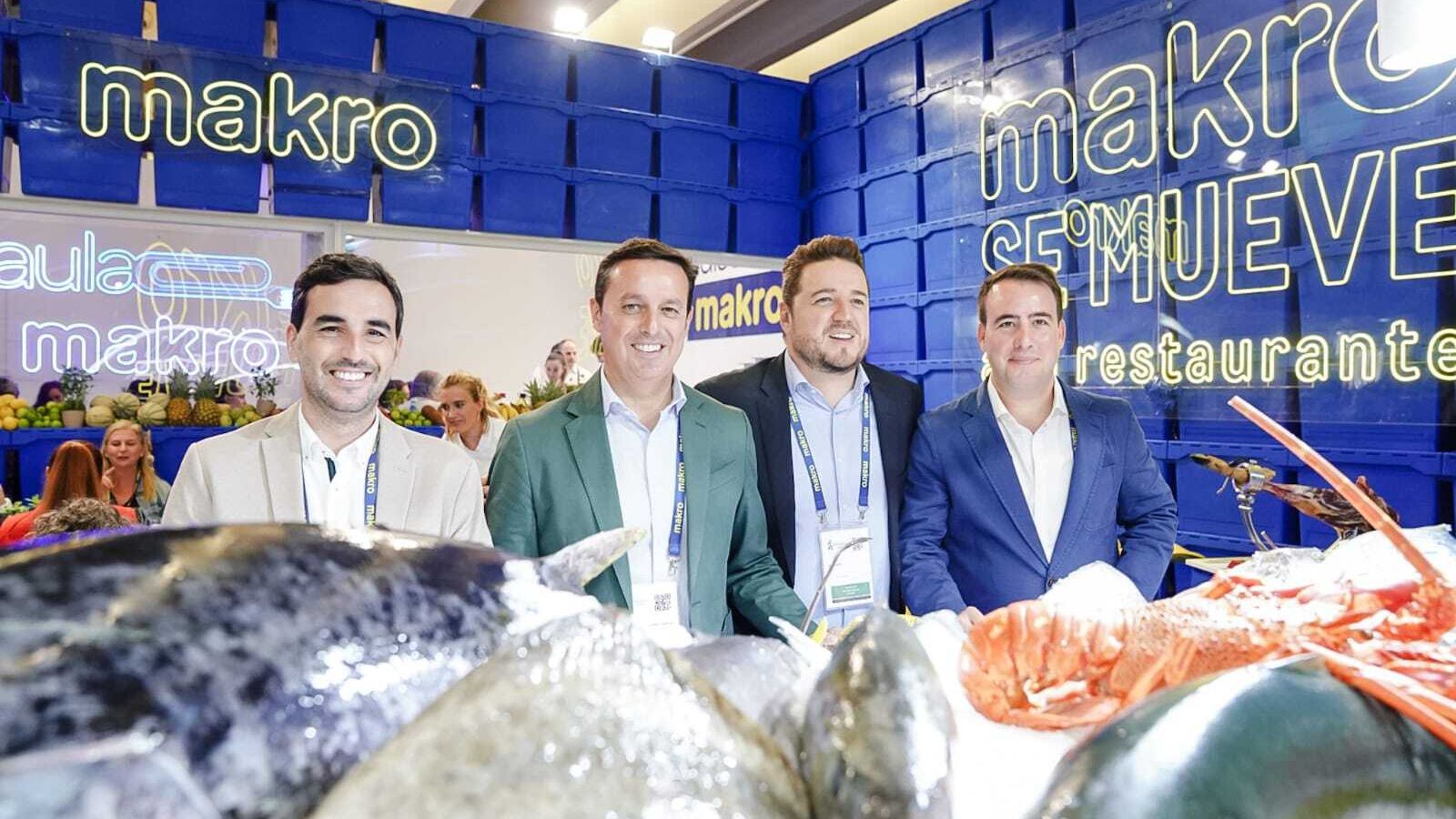 Encuentro con Makro.