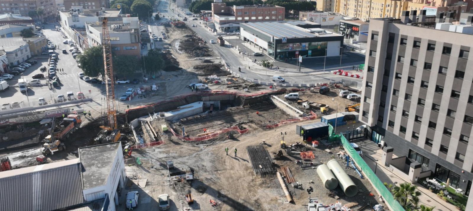 Vista aérea de las obras del soterramiento en Almería.