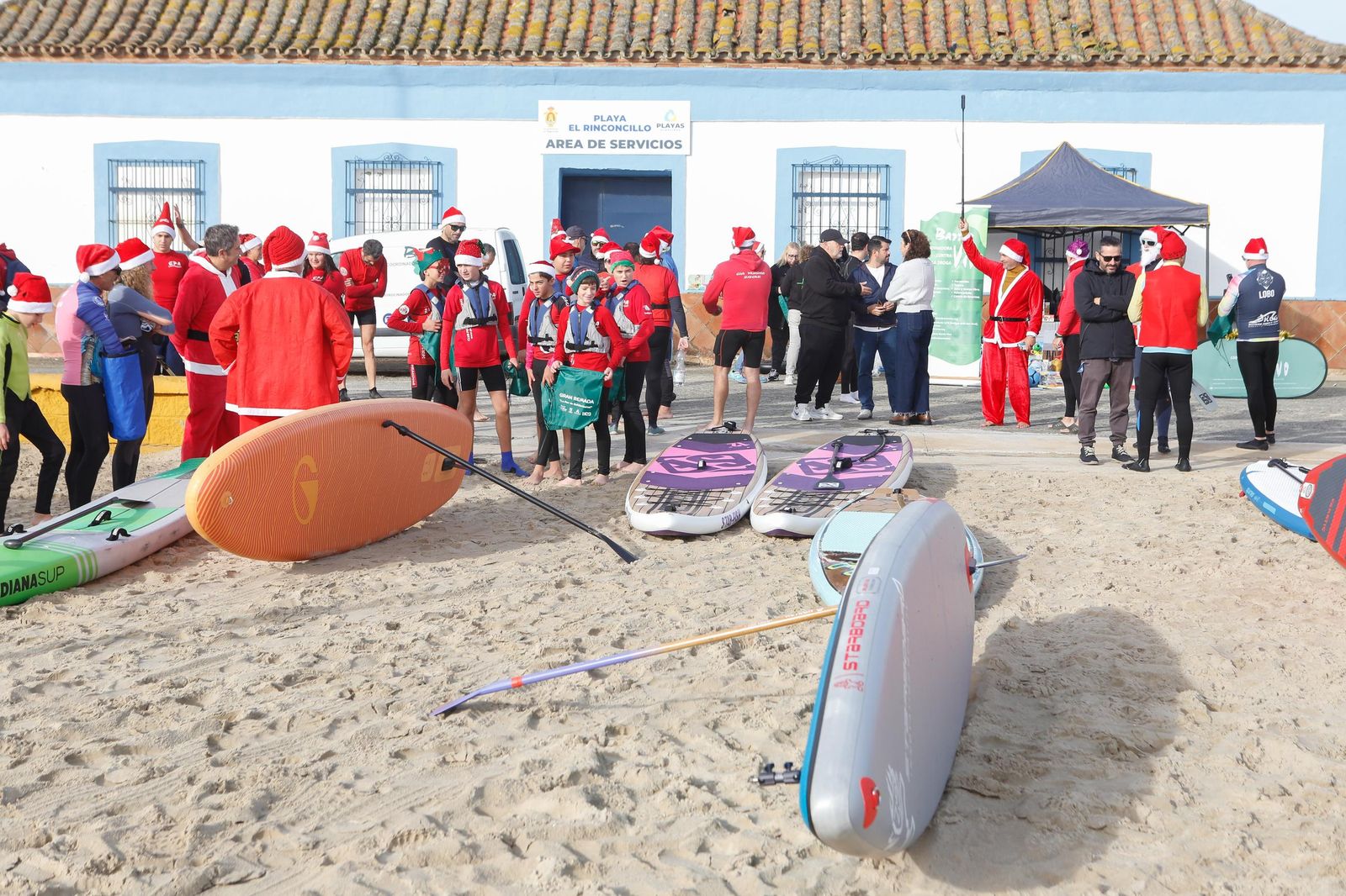 Las fotos de la VI Gran Remada Solidaria de Barrio Vivo de Algeciras