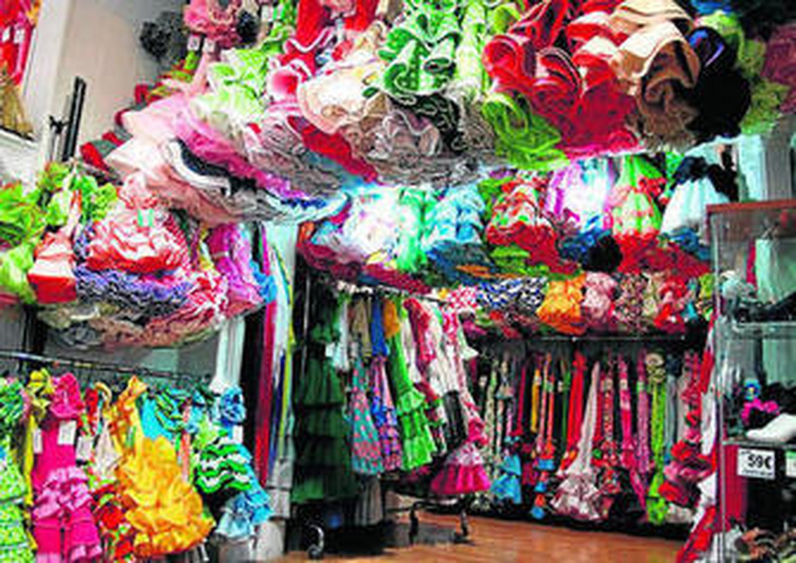 Seis diseñadores exponen sus modelos en esta sesión de The Style Outlet.