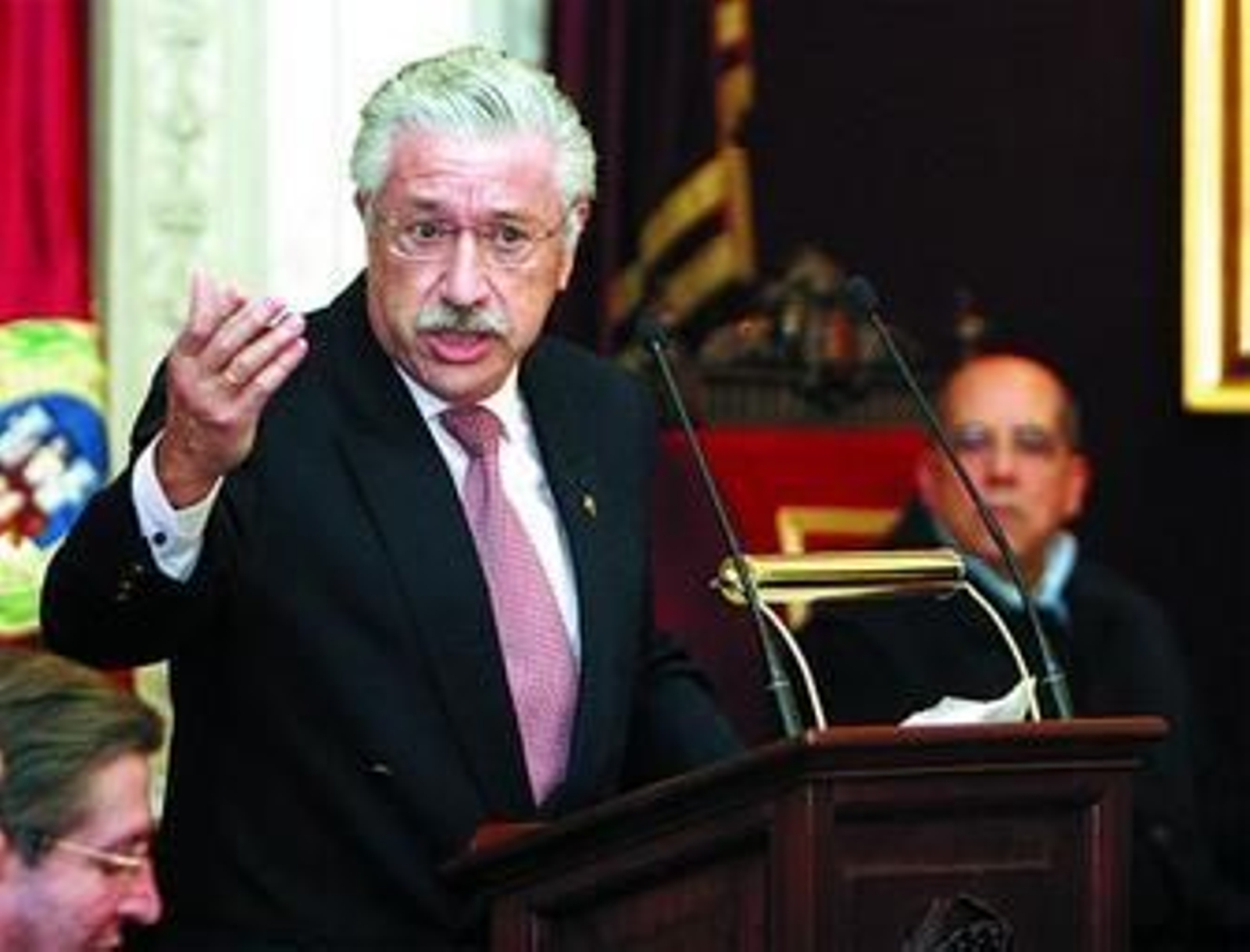 Antonio Bustos agradeciendo su nombramiento como pregonero.