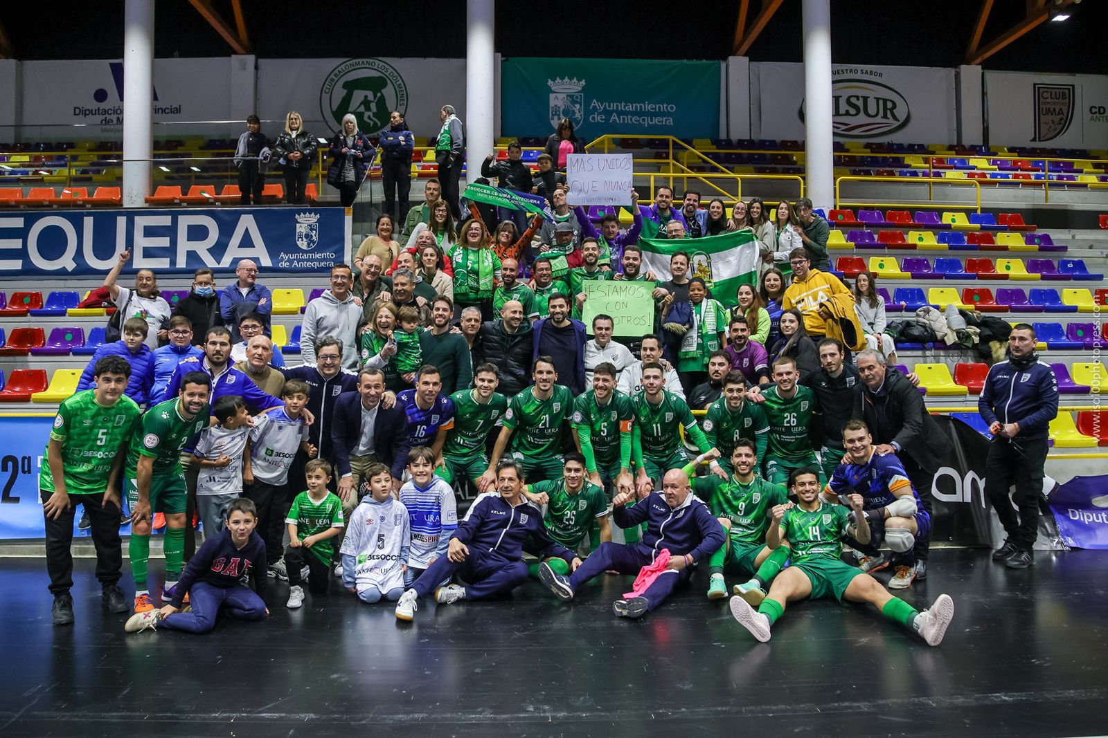 El UMA Antequera, tras el partido.