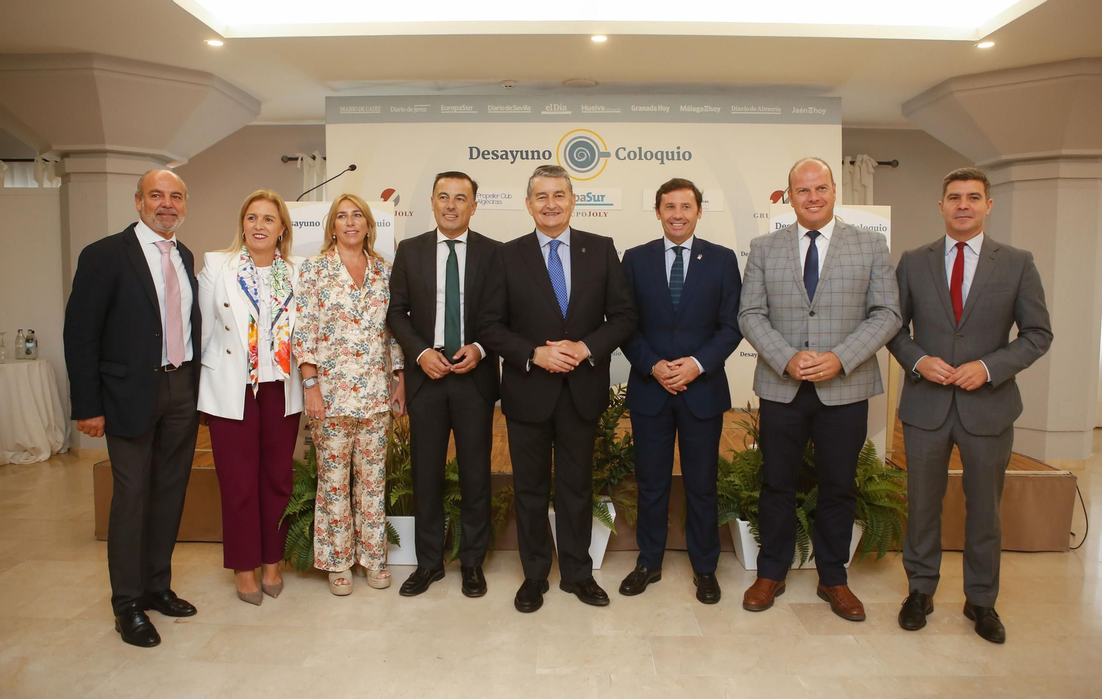 Las fotos del desayuno coloquio de Europa Sur y el Propeller Club de Algeciras con Antonio Sanz