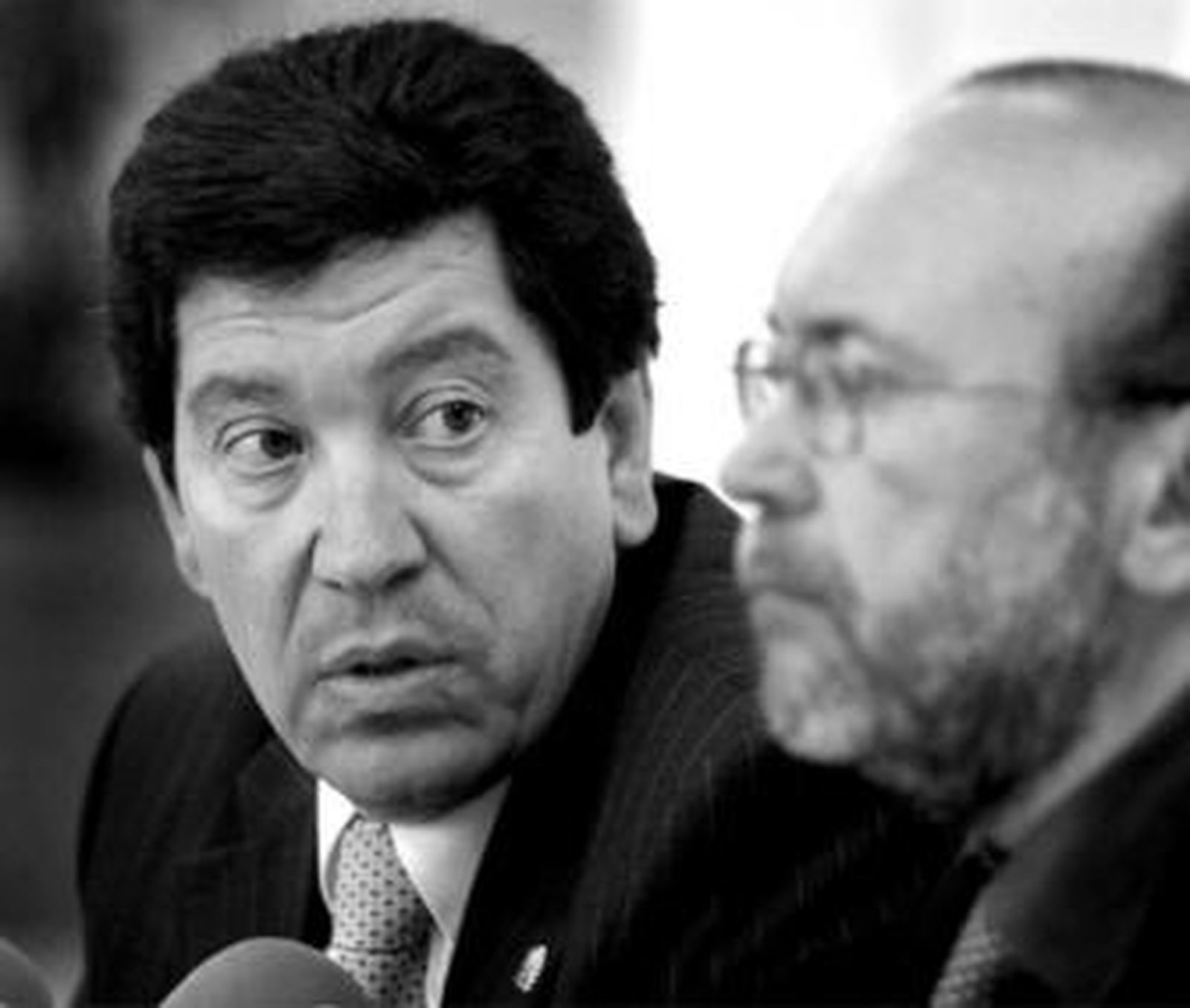 José Antonio Barroso (izq.) e Ignacio García, ayer en Cádiz.