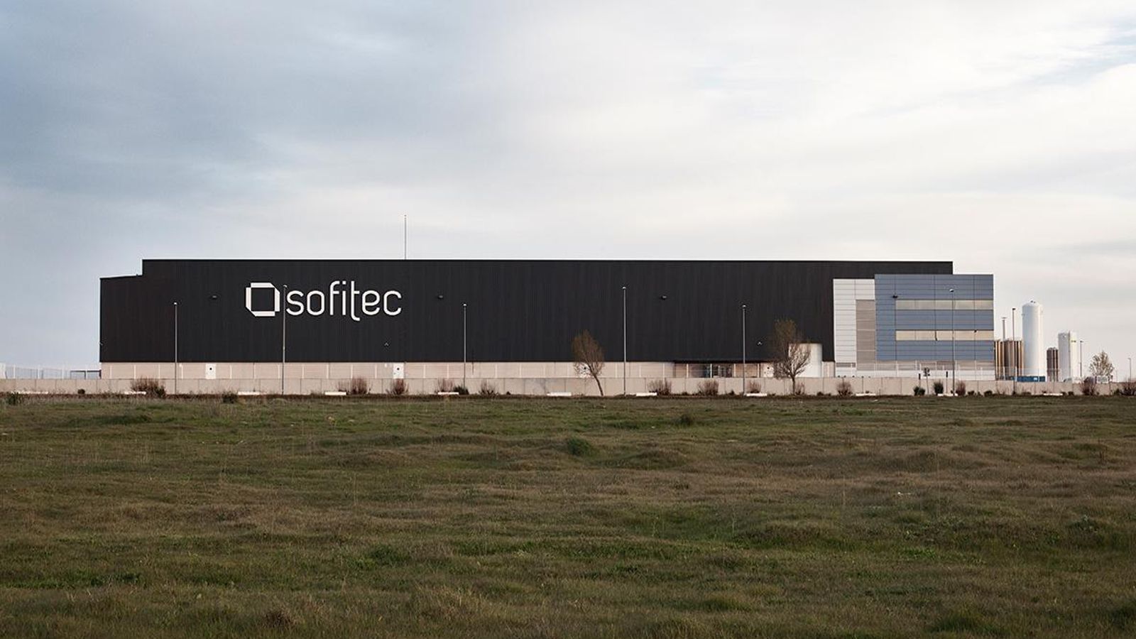 Fábrica de aeroestructuras de Sofitec en Carmona, en la provincia de Sevilla Fábrica de aeroestructuras de Sofitec en Carmona, en la provincia de Sevilla
