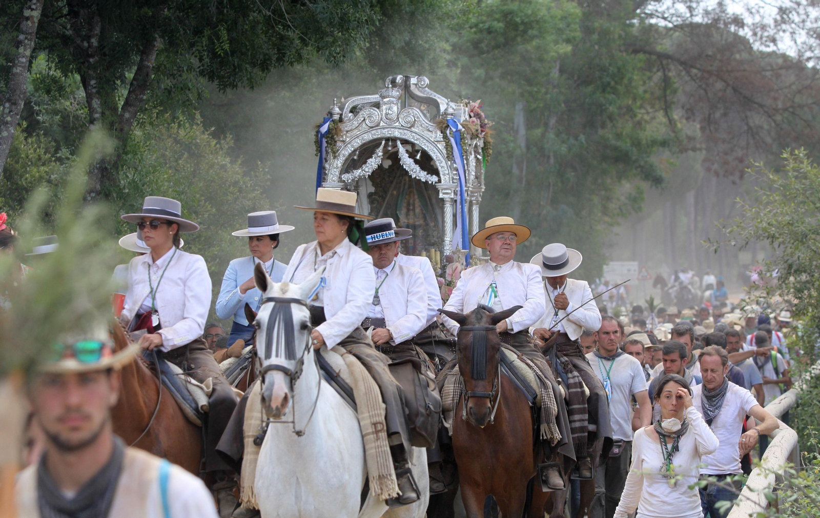 El Simpecado de la Hermandad de Huelva en la peregrinación de hace tres años.