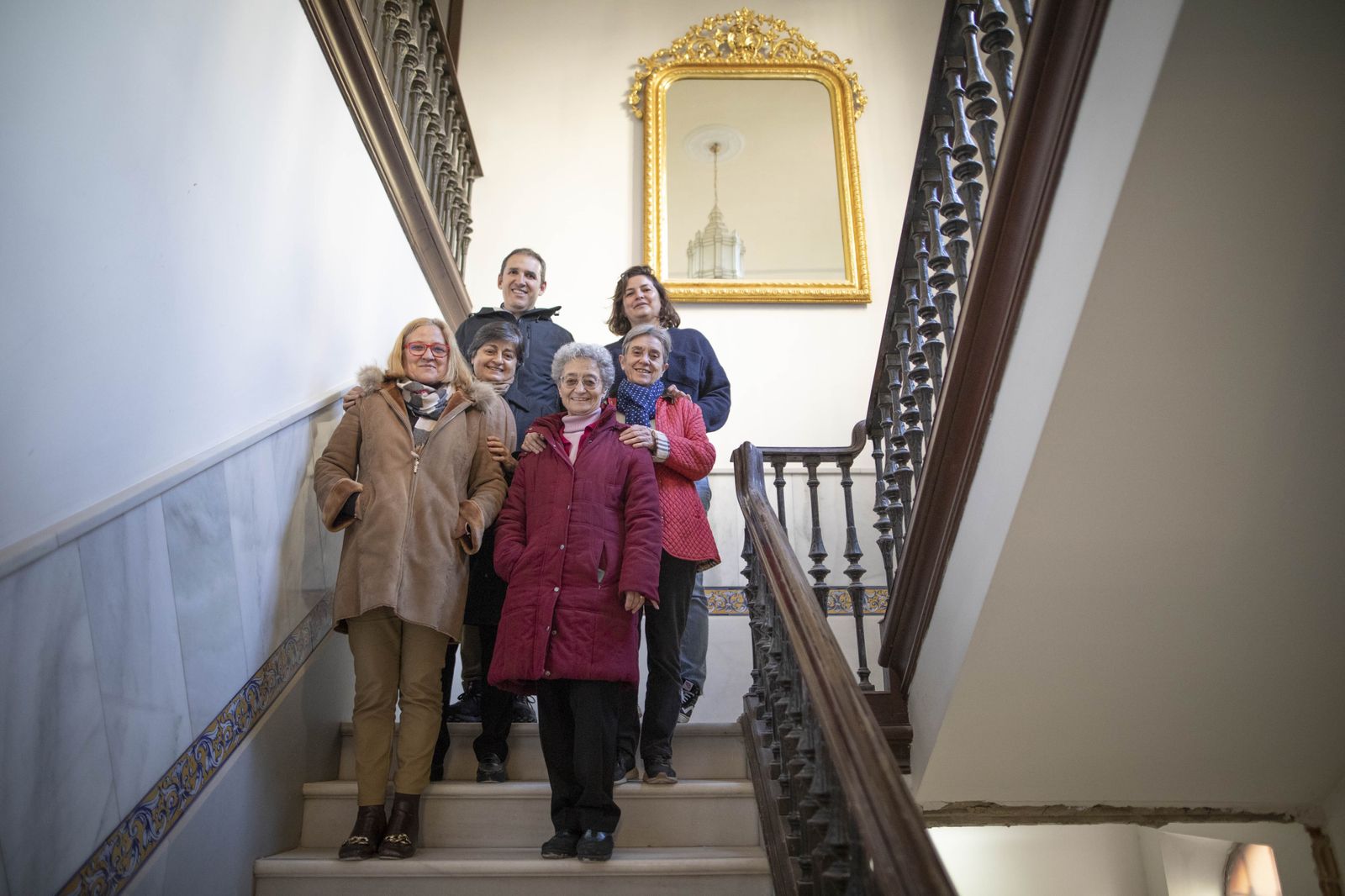 Griselda Frápolli, Antonio Osorio, Maricarmen Pulido, Francisca Calvo, Ángeles Miró y Victoria García.