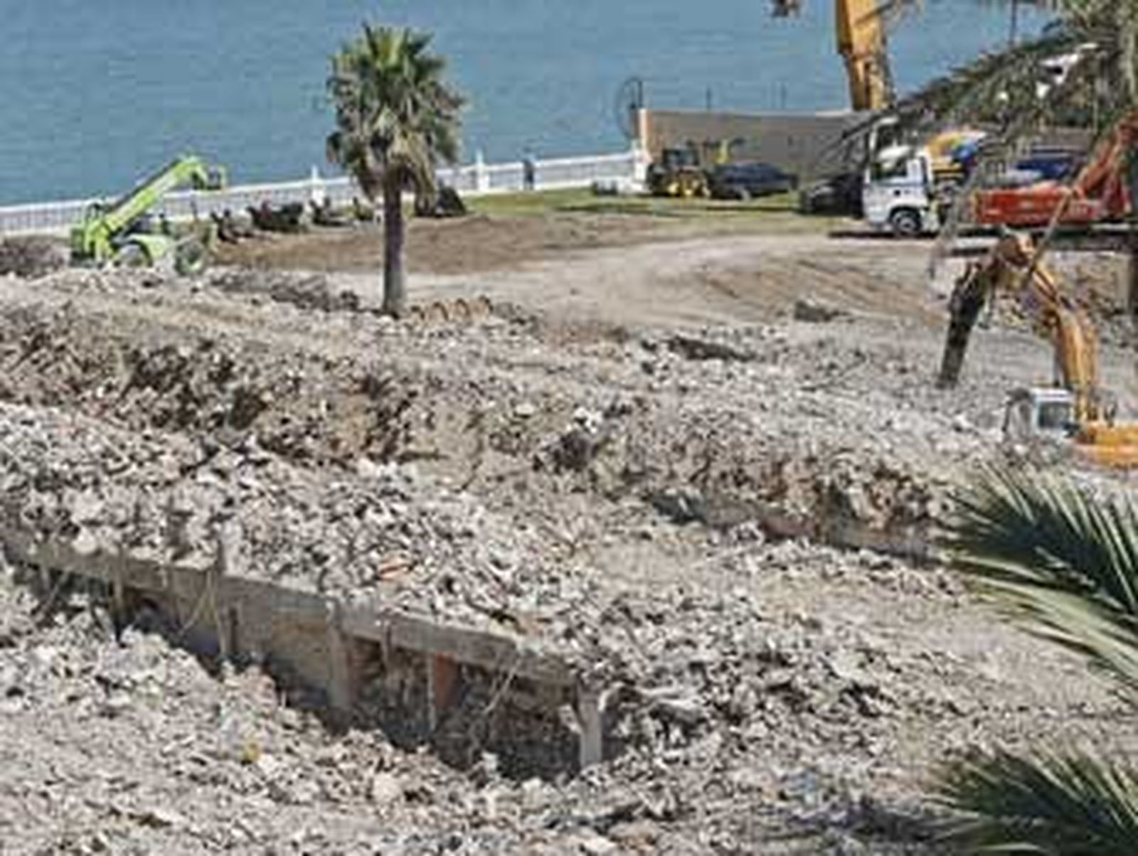 Estado de las obras en el Hotel Parador Atlántico. /Joaquín Pino