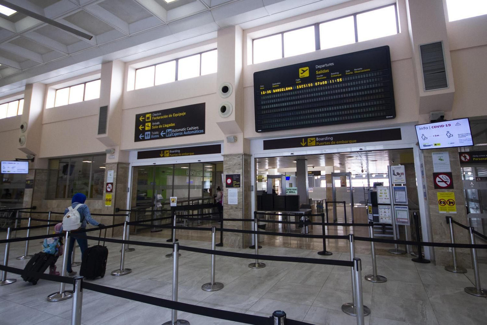 La Mesa del Aeropuerto negocia para que regresen los vuelos a Granada