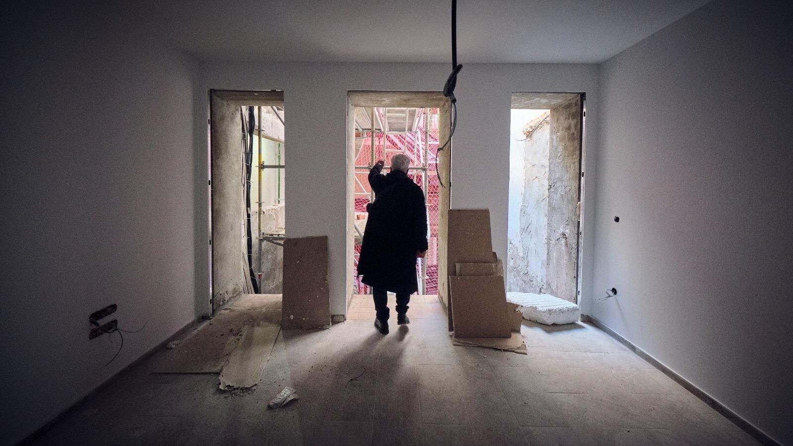 El patio interior aporta mucha luz natural al edificio.