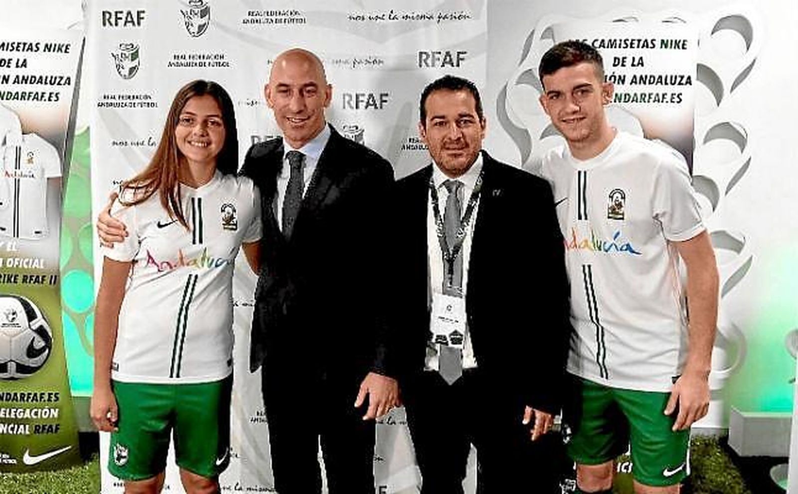 Pablo Lozano, junto a Luis Rubiales, en un acto público en Andalucía.