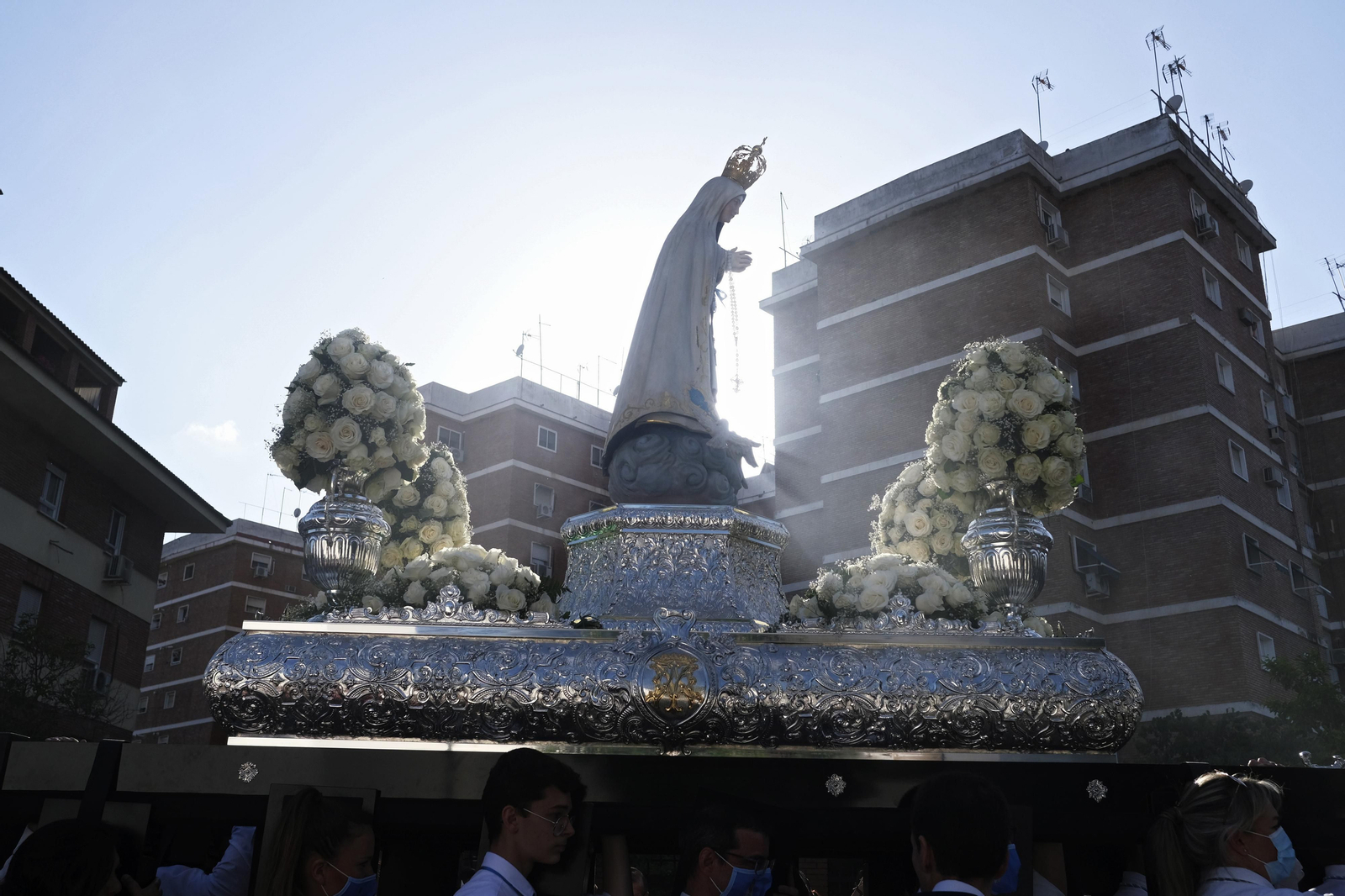 La procesión de la Virgen de Fátima de Córdoba, en imágenes