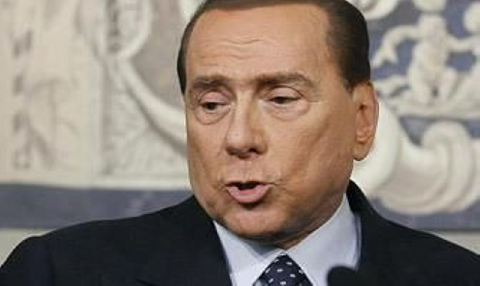 Berlusconi, hospitalizado Berlusconi, hospitalizado