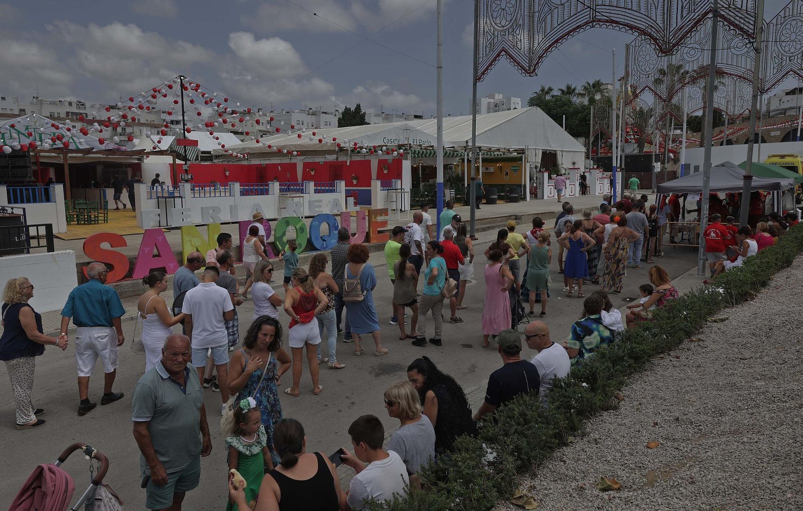 Fotos del Domingo Rociero en la Feria Real de San Roque