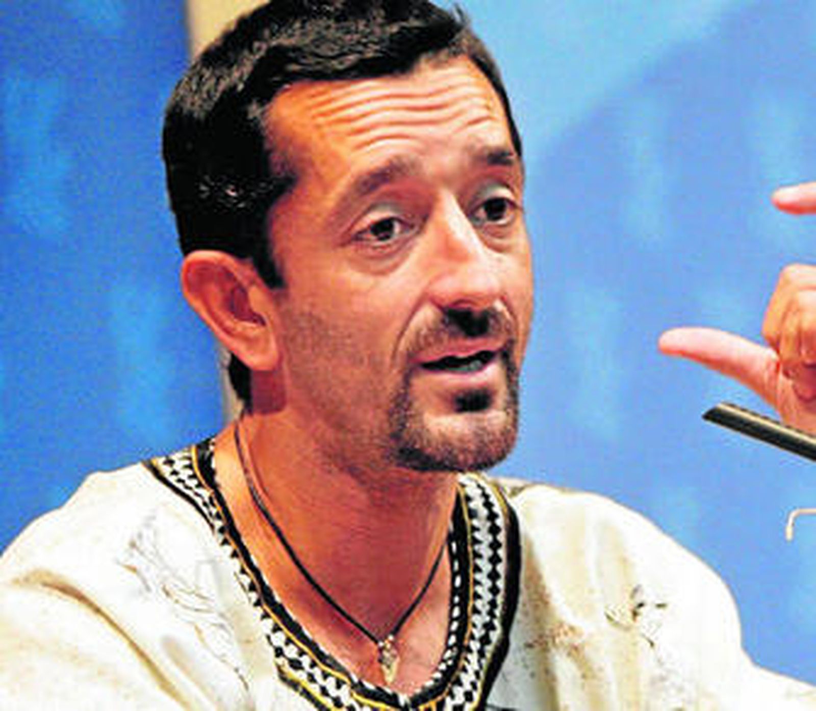 Cavadas, en la rueda de prensa tras realizar el primer trasplante de cara con lengua y mandíbula.