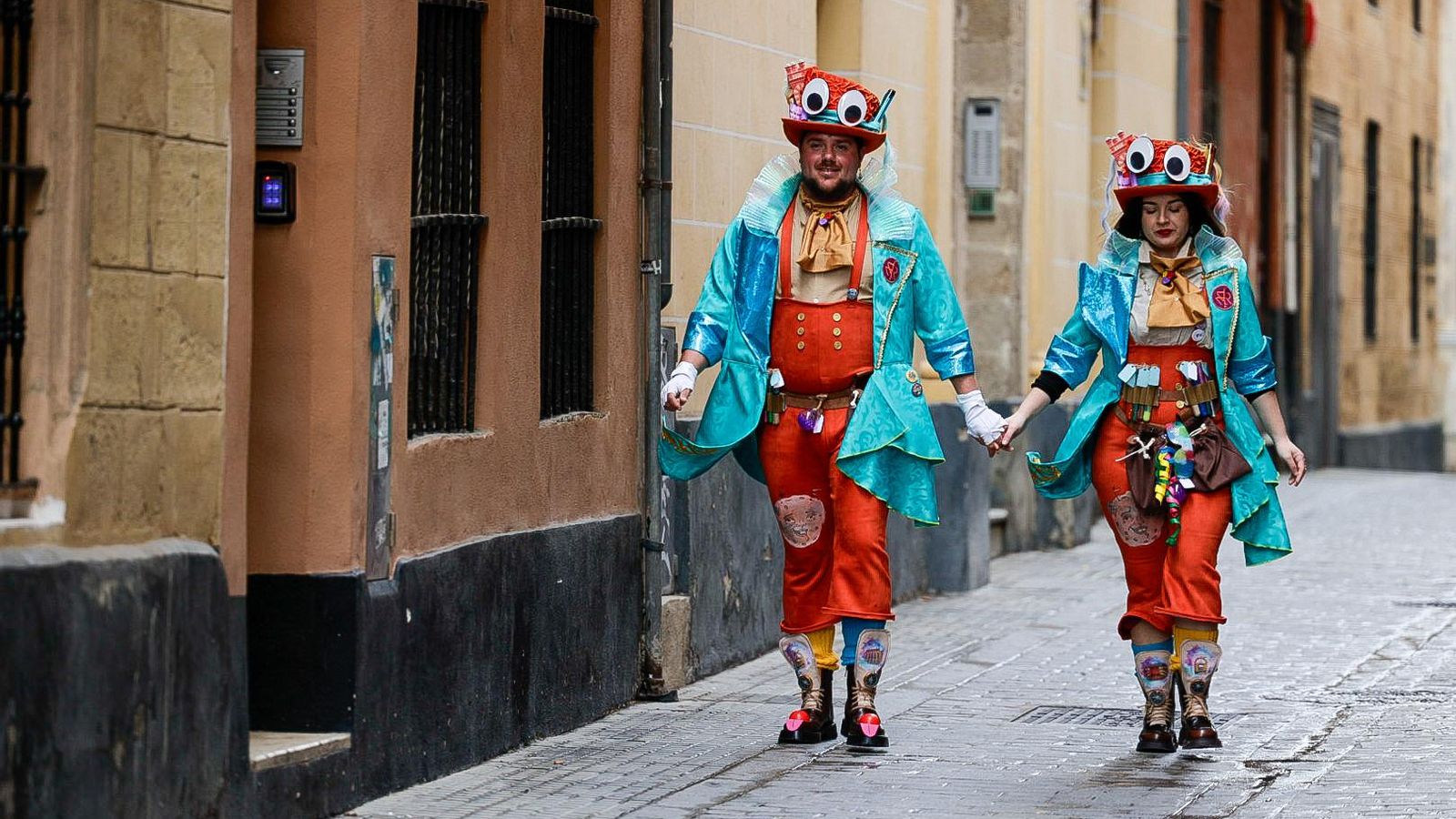 Las mejores imágenes del primer domingo de Carnaval de Cádiz