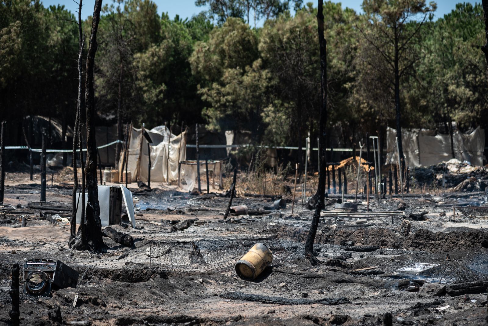 Imágenes del incendio del poblado chabolista de Lucena del Puerto
