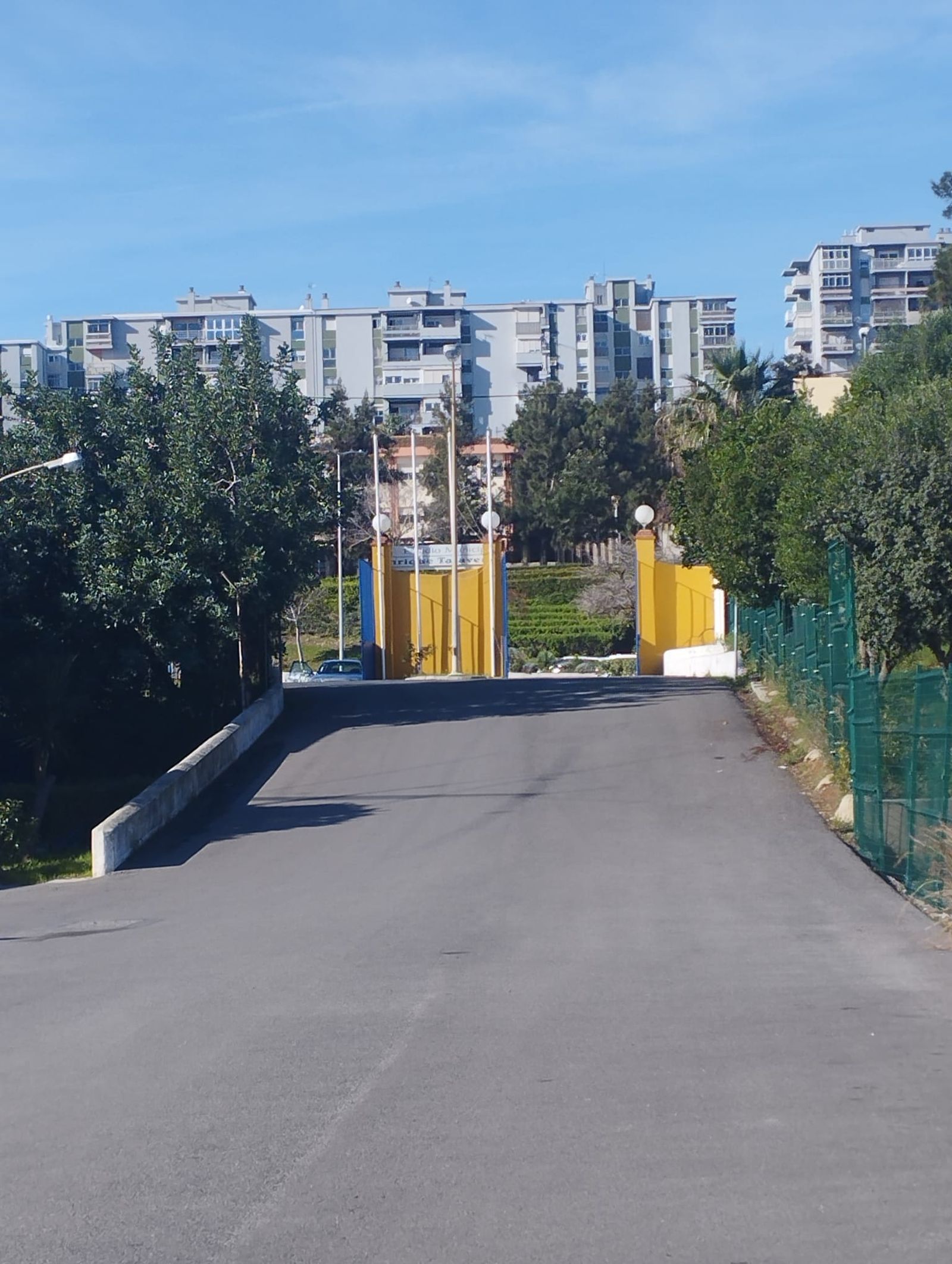 Los accesos al estadio Enrique Talavera.