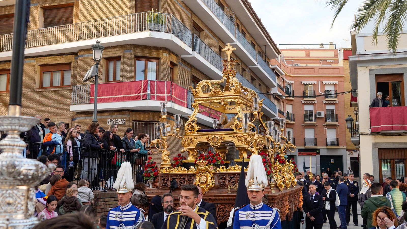 Viernes Santo: Imágenes de la procesión del Santo Entierro