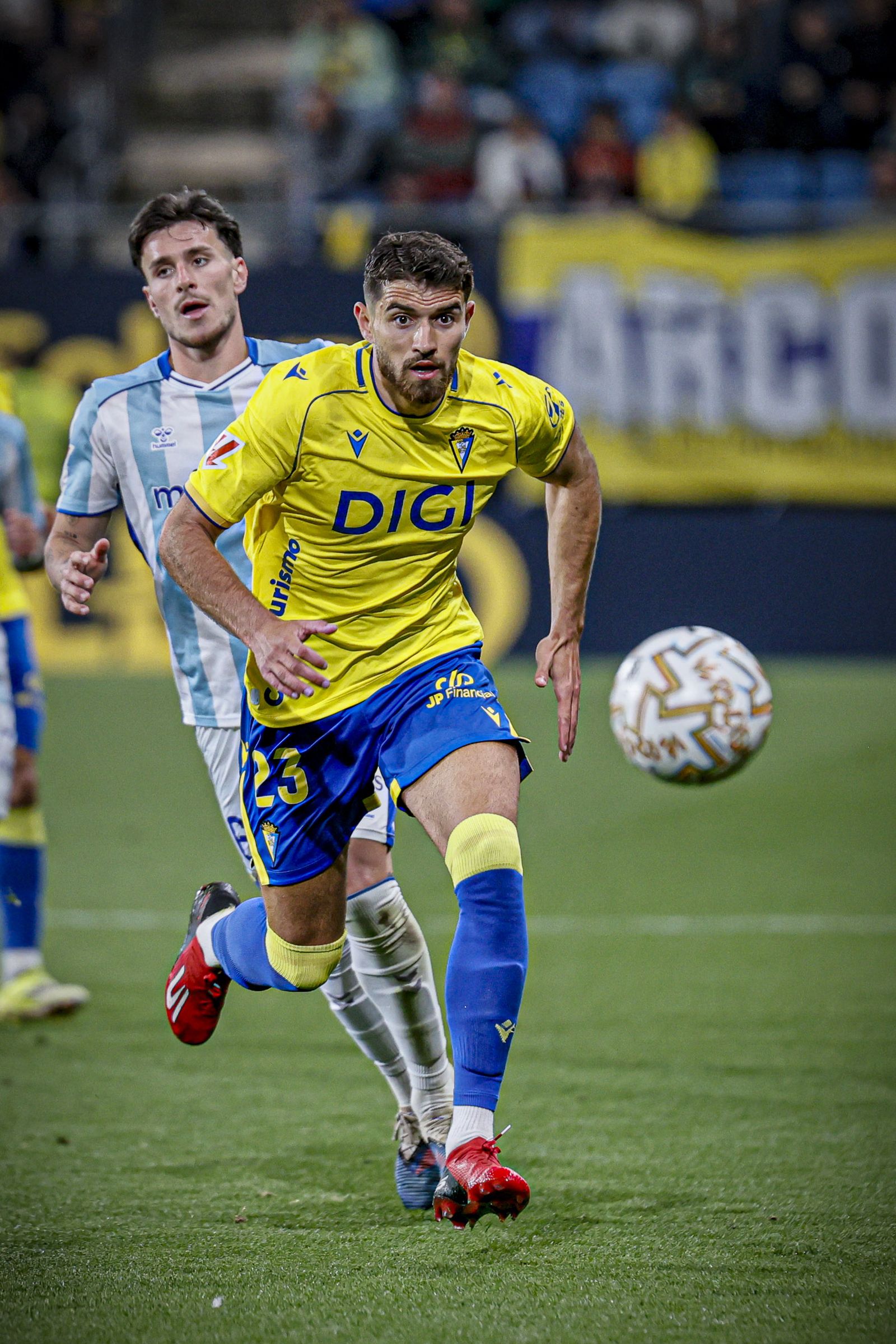 Las imágenes del partido de la Liga Hypermotion entre el Cádiz CF y el ...