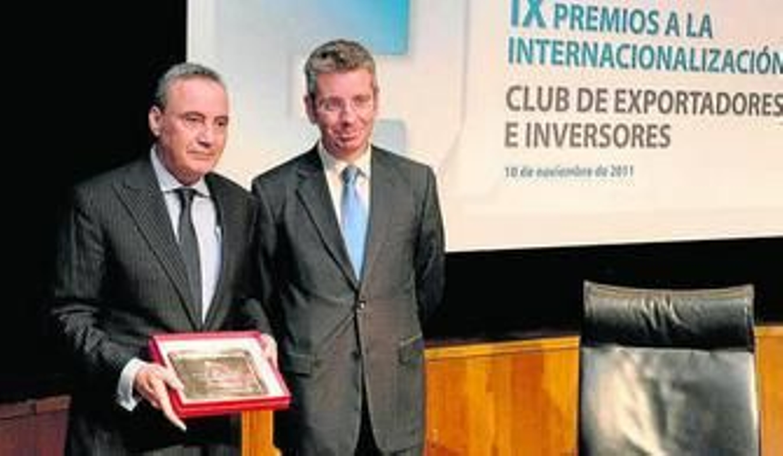 Martínez-Cosentino con el secretario de Estado Alfredo Bonet.