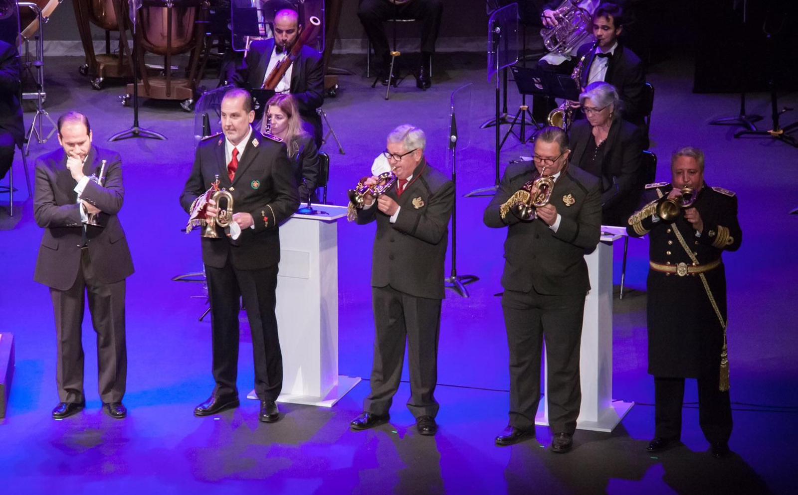 Presentada "Cuaresma en Sevilla"  en el Teatro Lope de Vega