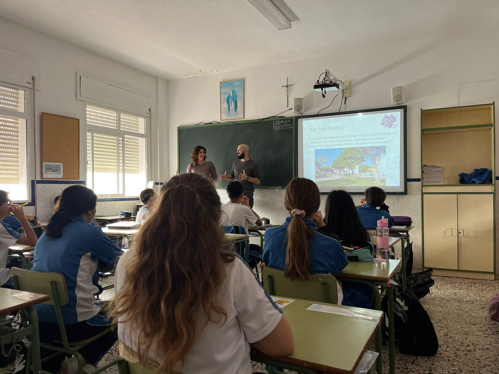 Alumnos del Huerta de la Cruz aprenden sobre la calidad del suelo con “My soil mates”