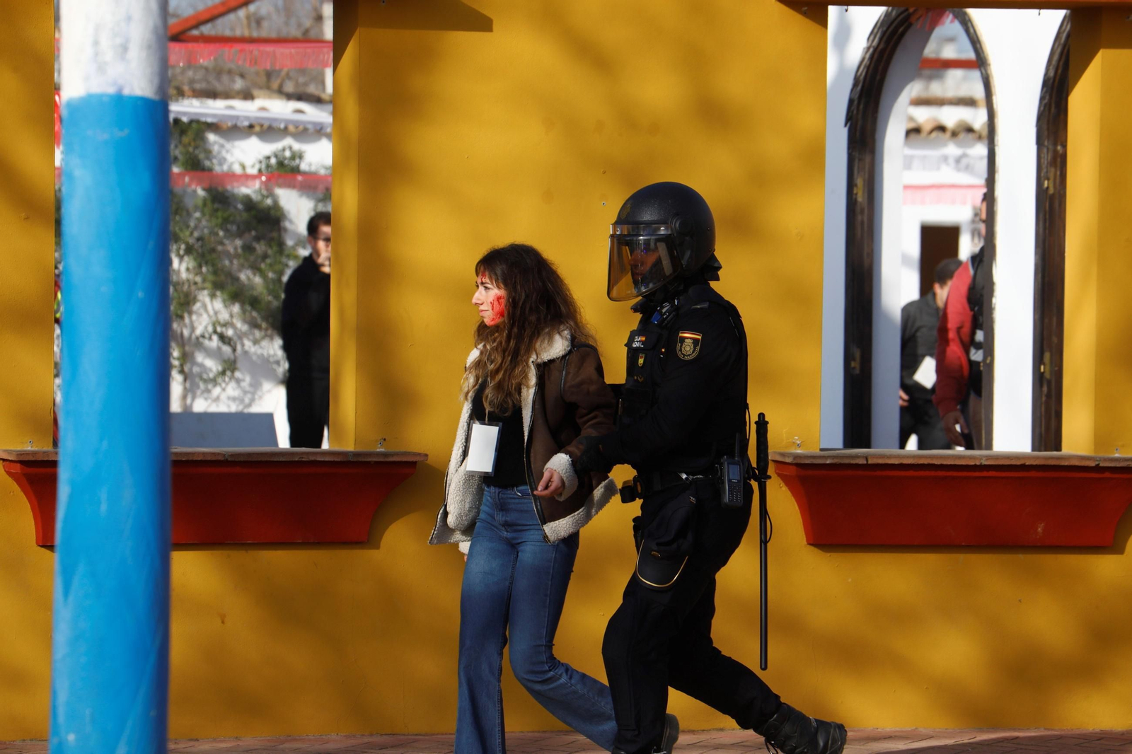 El simulacro de actuación ante una explosión en la Feria de Córdoba, en imágenes