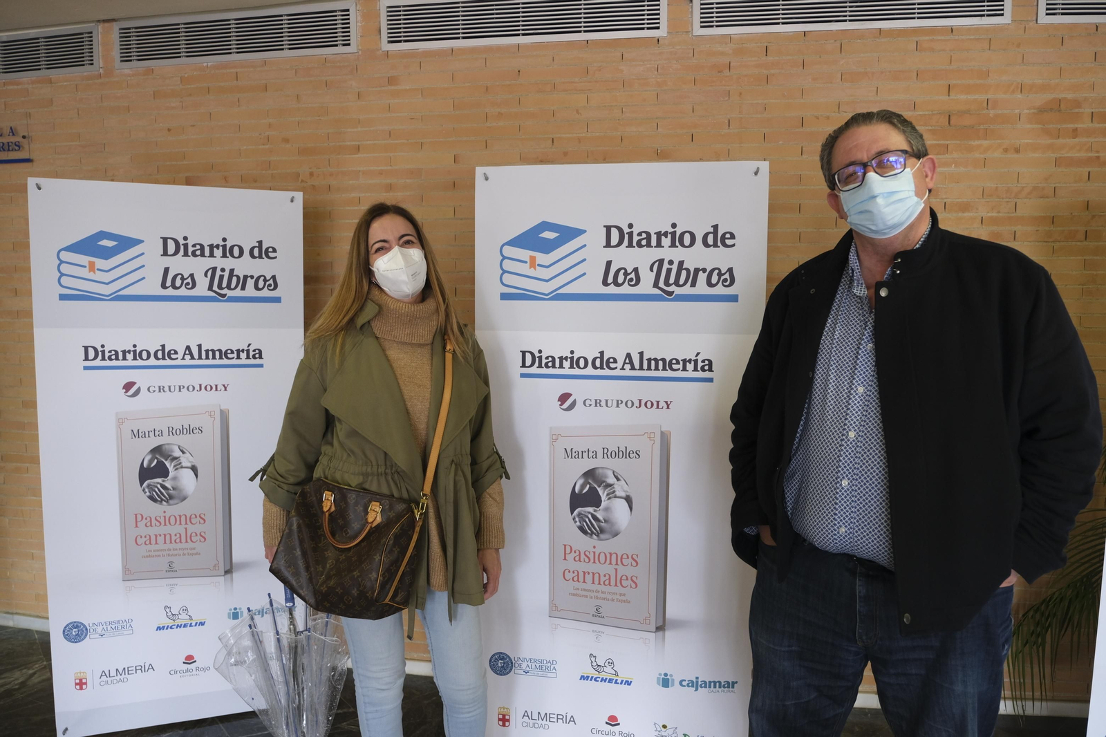 Fotogalería Diario de los Libros, con Marta Robles y su obra 'Pasiones carnales'