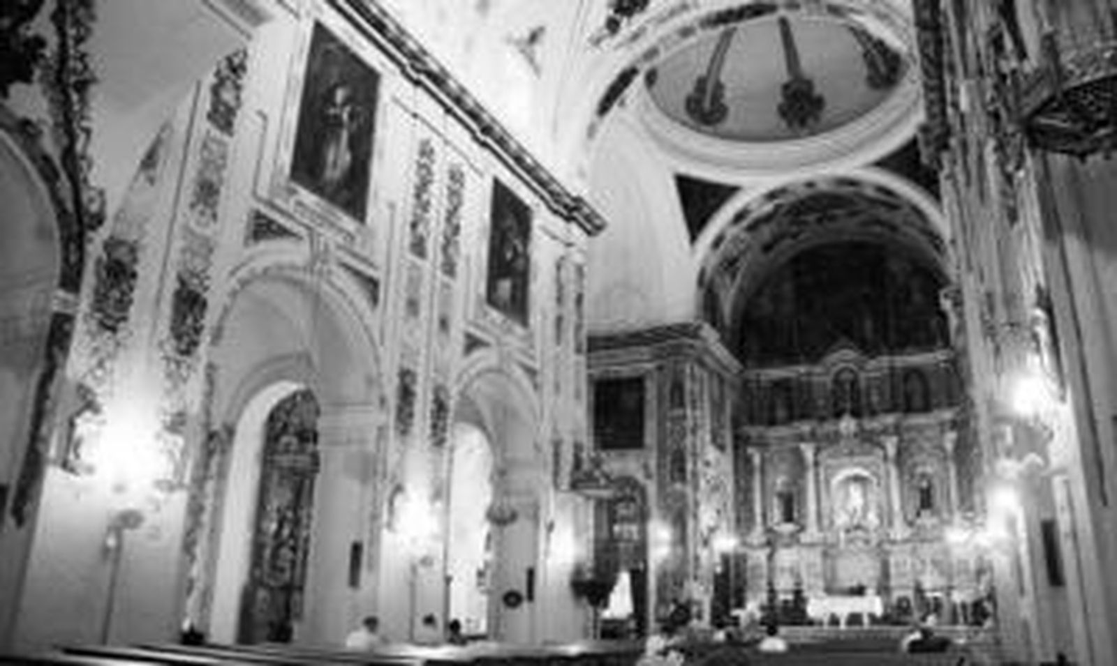 El interior de la basílica de María Auxiliadora.