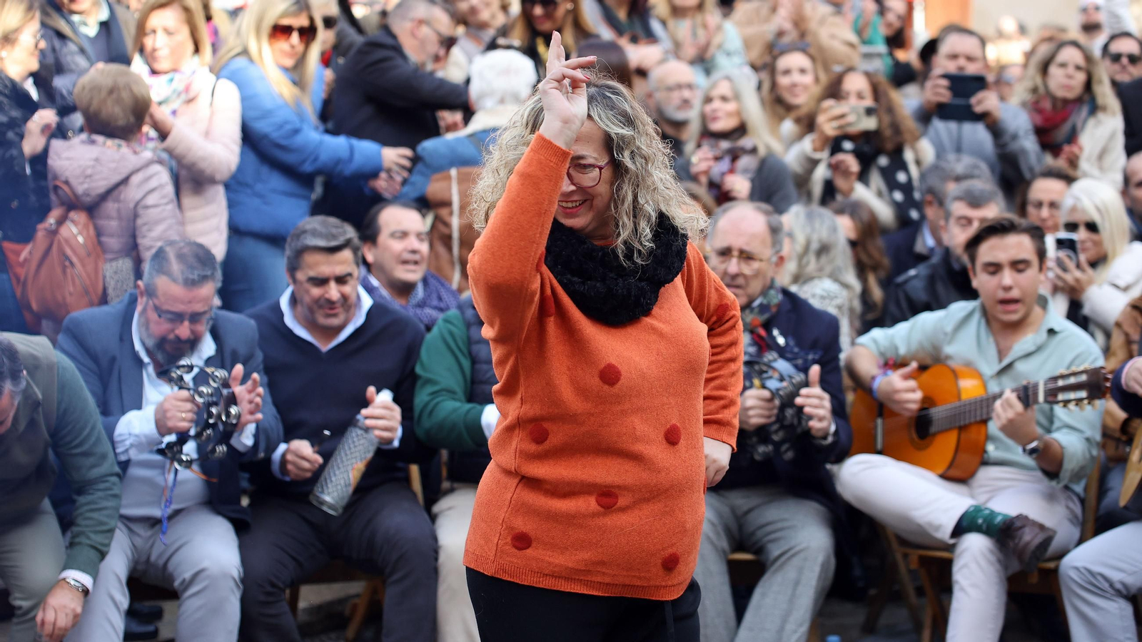 Imágenes de la zambomba BIC en Jerez