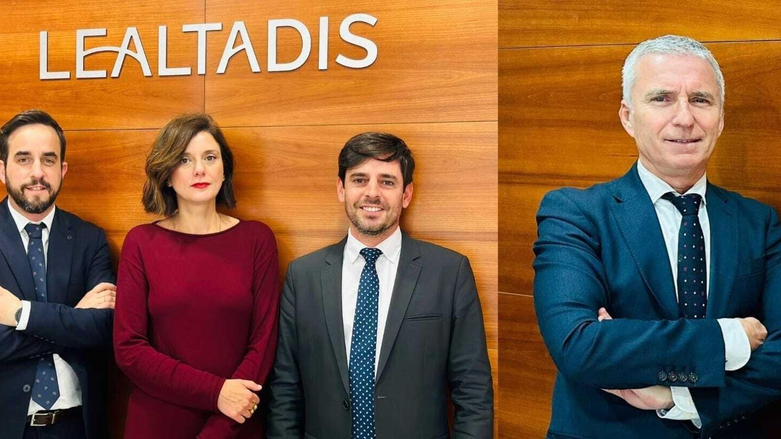 Abogados de Lealtadis que han conseguido la exoneración de la deuda